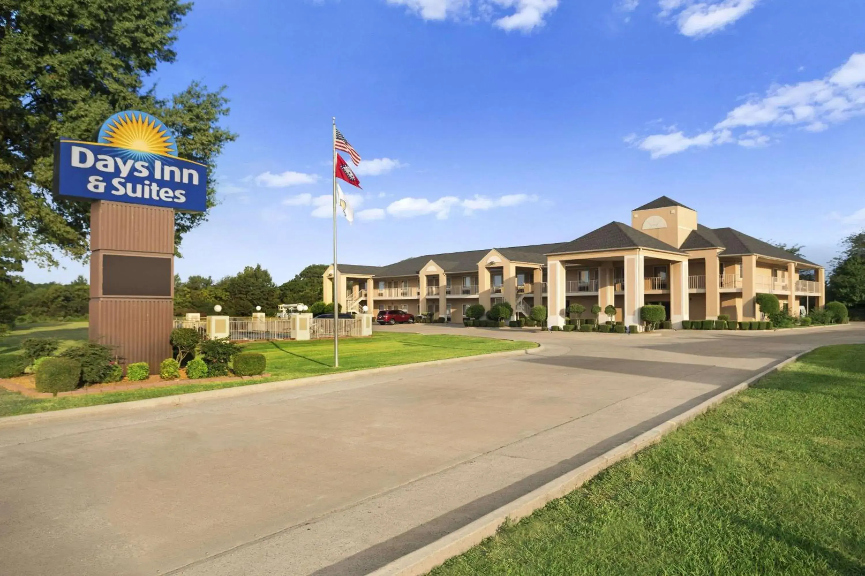 Property building in Days Inn & Suites by Wyndham Stuttgart Property building in Days Inn & Suites by Wyndham Stuttgart