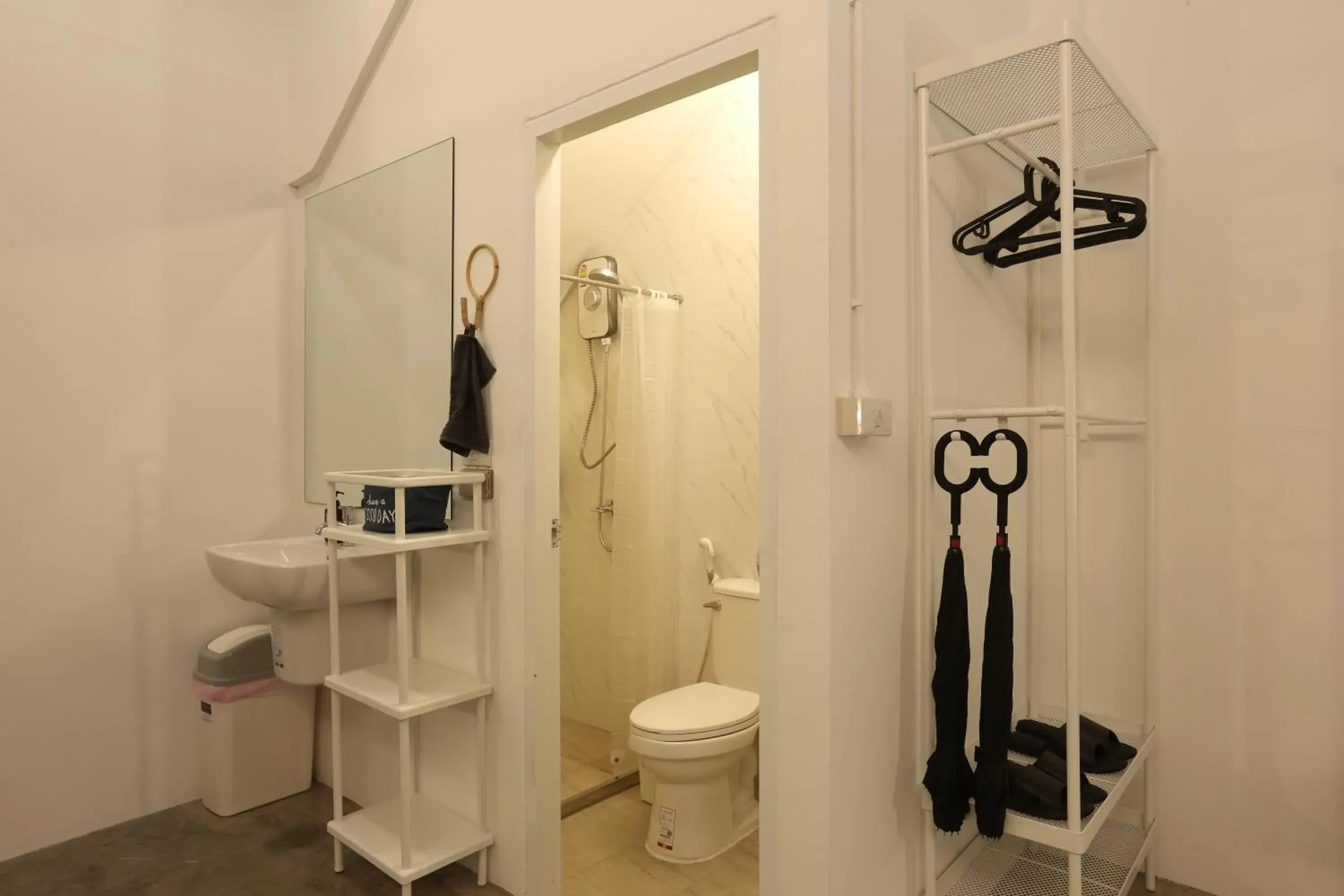 Toilet in Loft Series by Pak-Up Toilet in Loft Series by Pak-Up