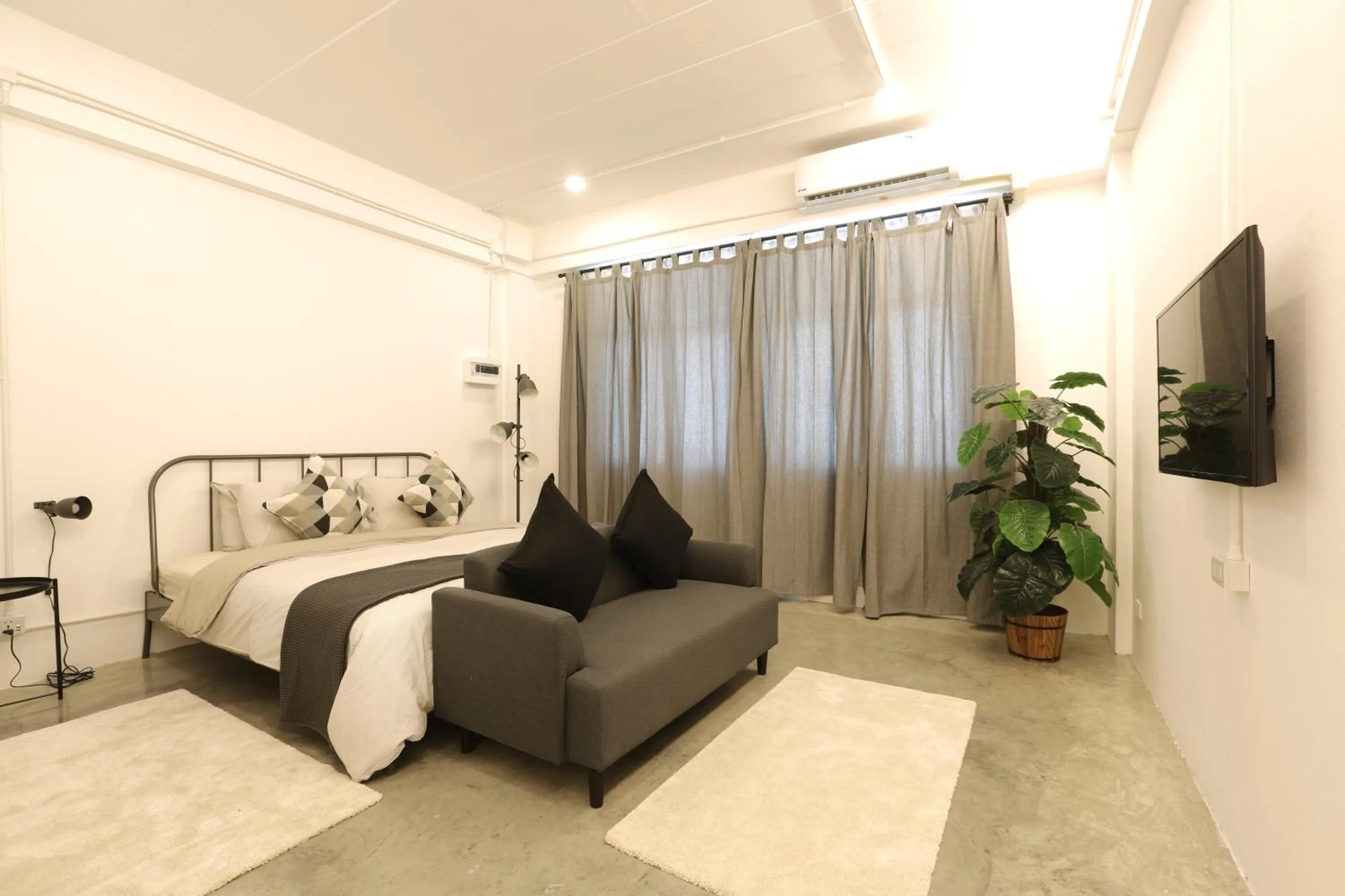 Bed in Loft Series by Pak-Up