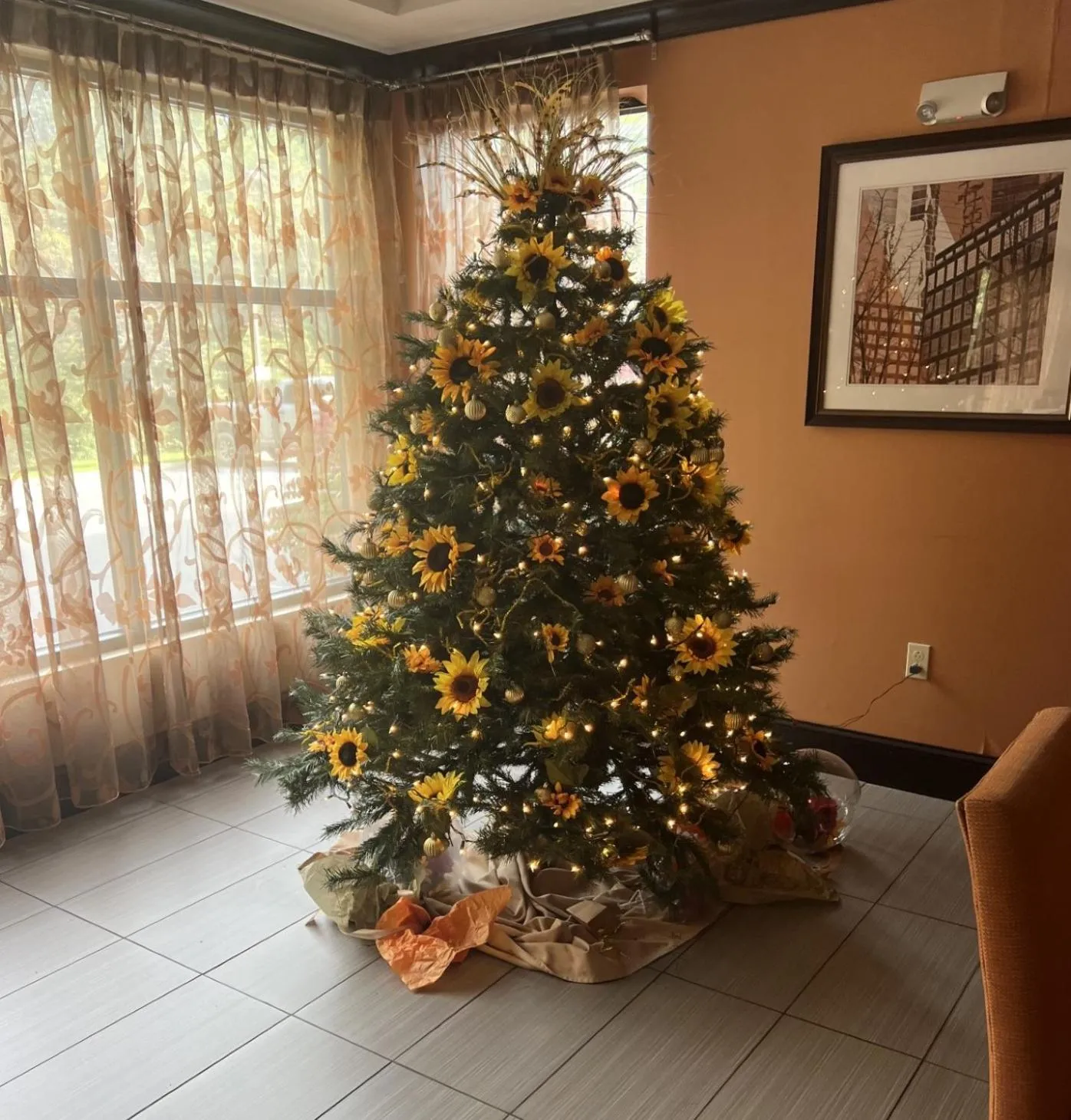 Decorative detail in Holiday Inn Express Selinsgrove by IHG