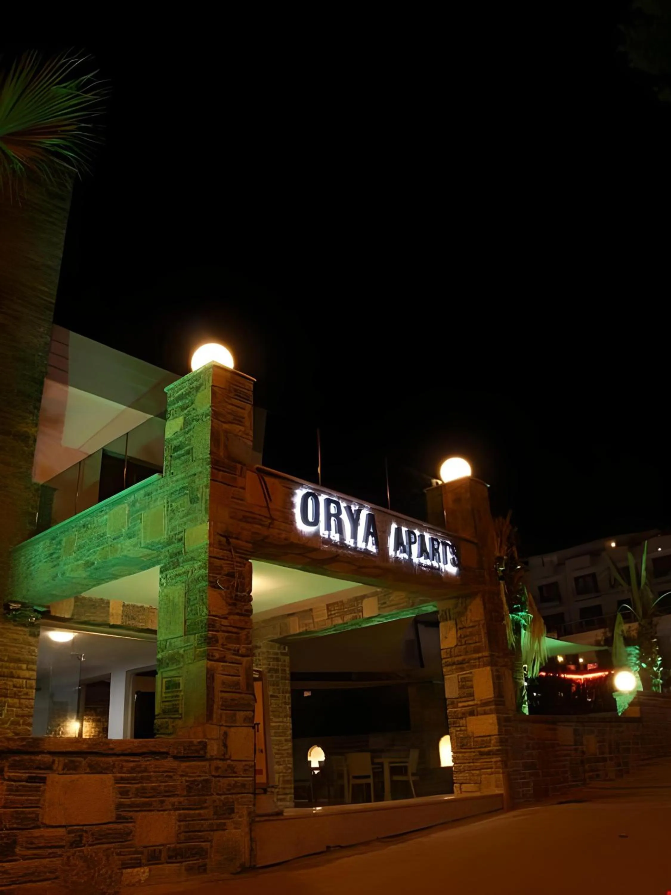 Facade/entrance in Orya Aparts