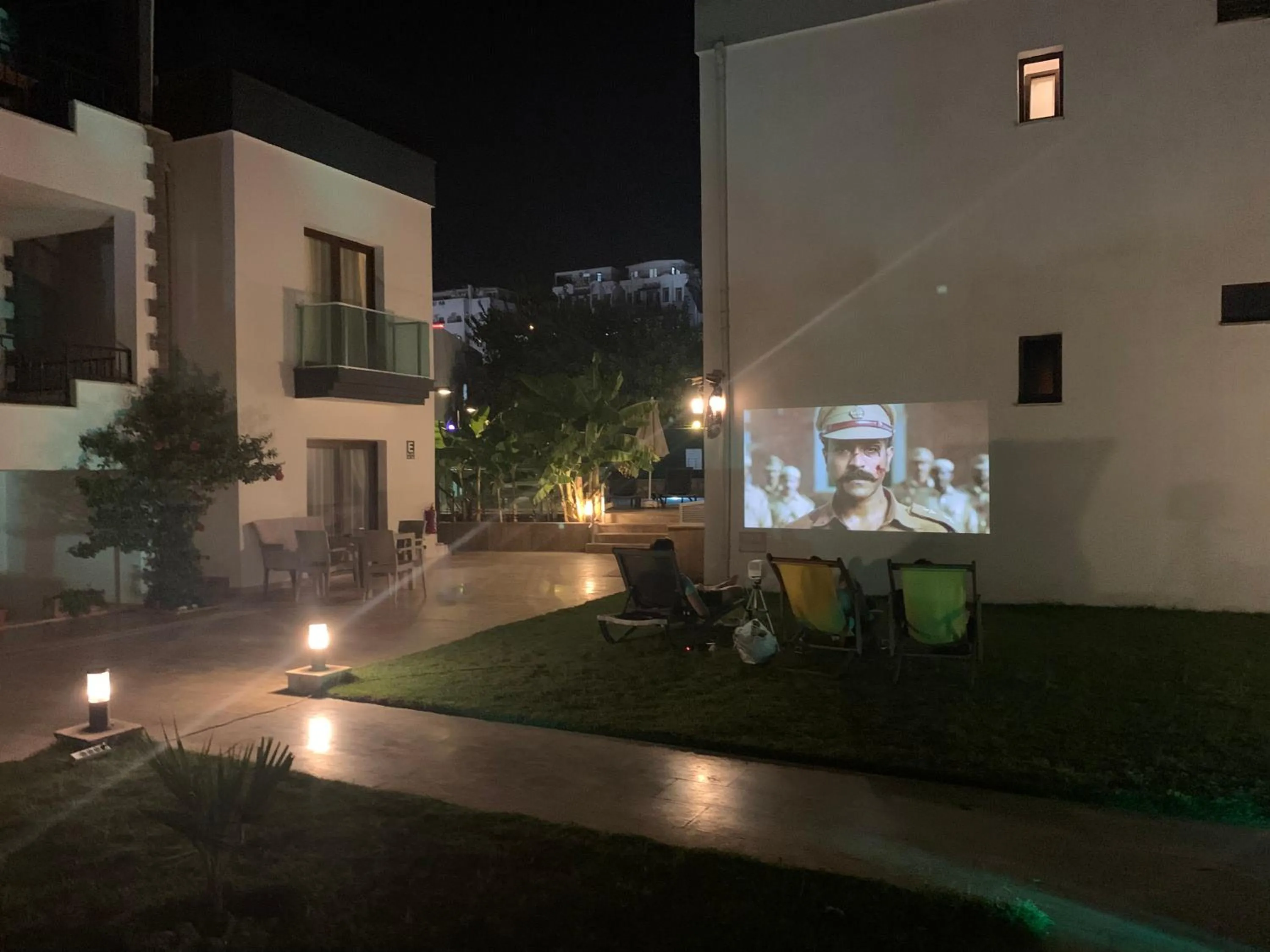 Night in Orya Aparts