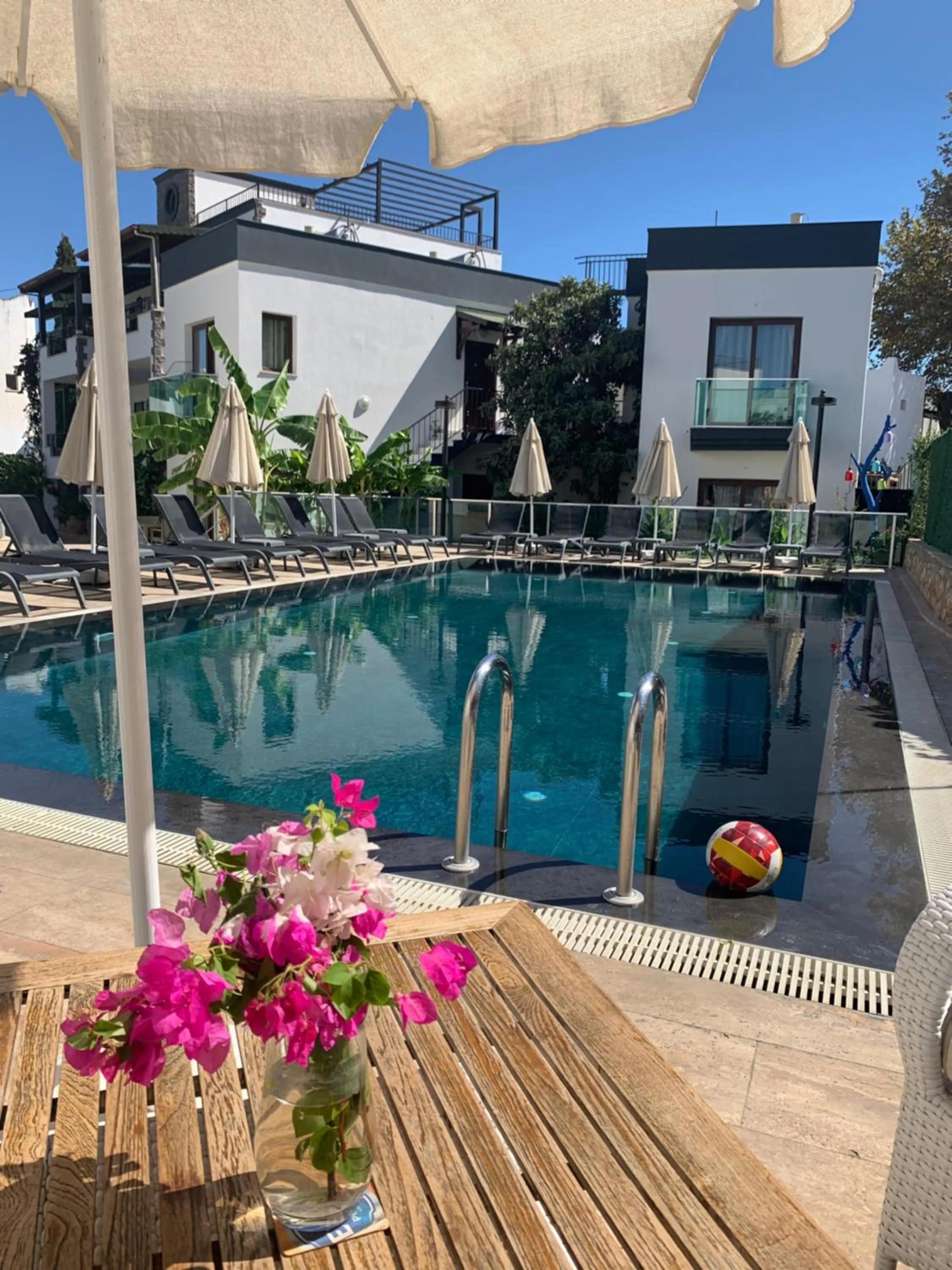 Property building in Orya Aparts