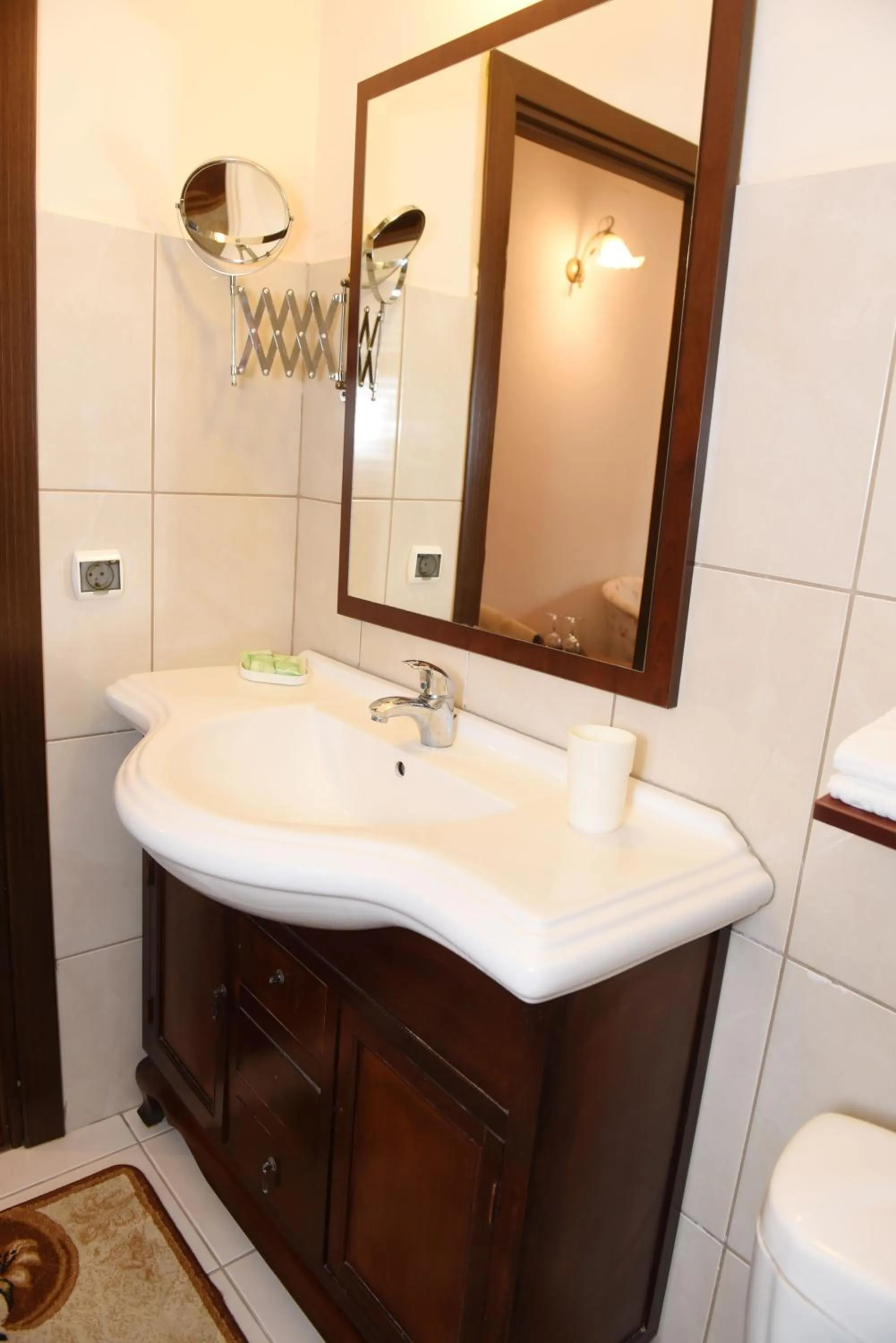 Bathroom in Hotel Gema