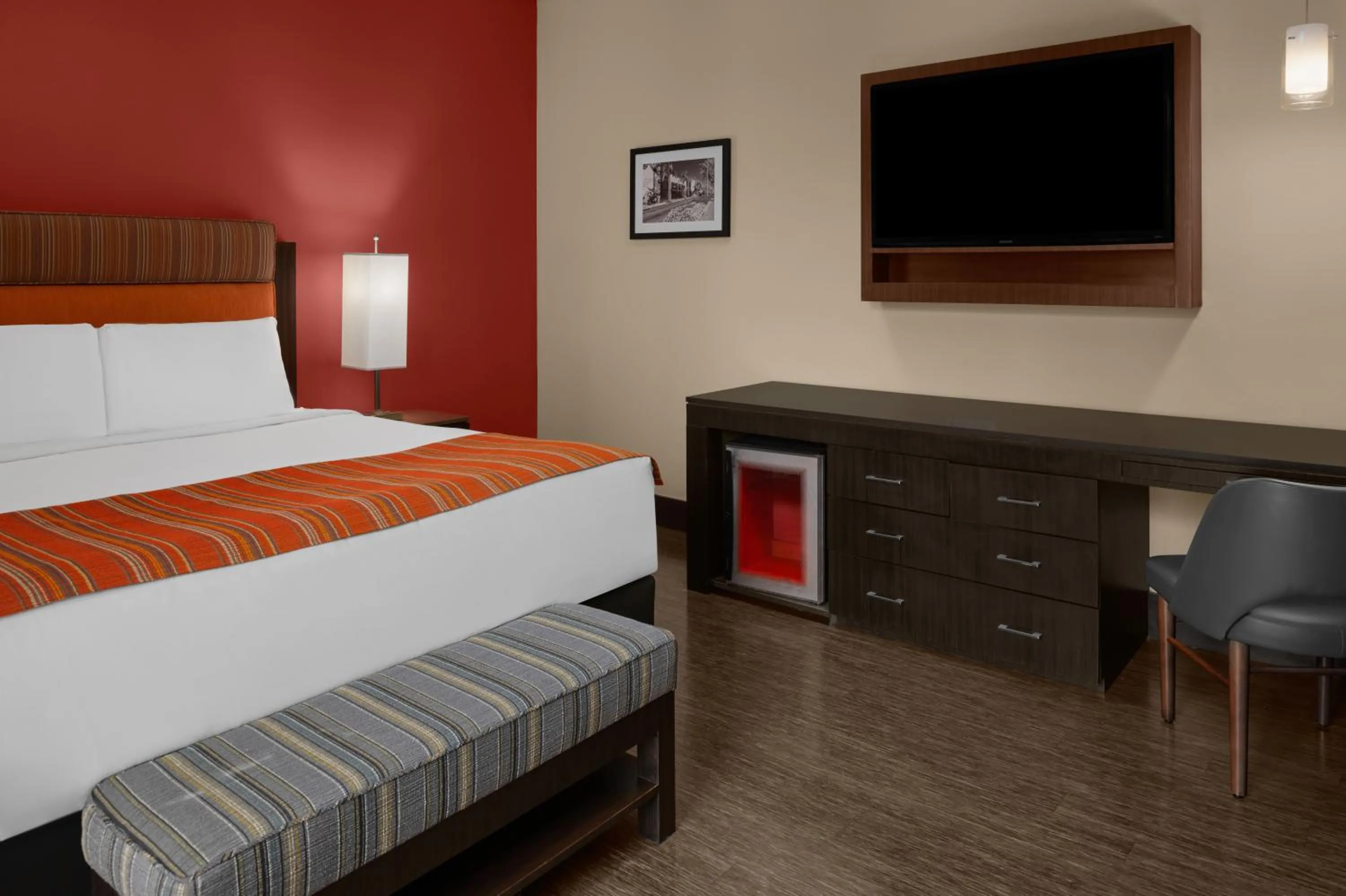 Bed in SIRTAJ – Beverly Hills