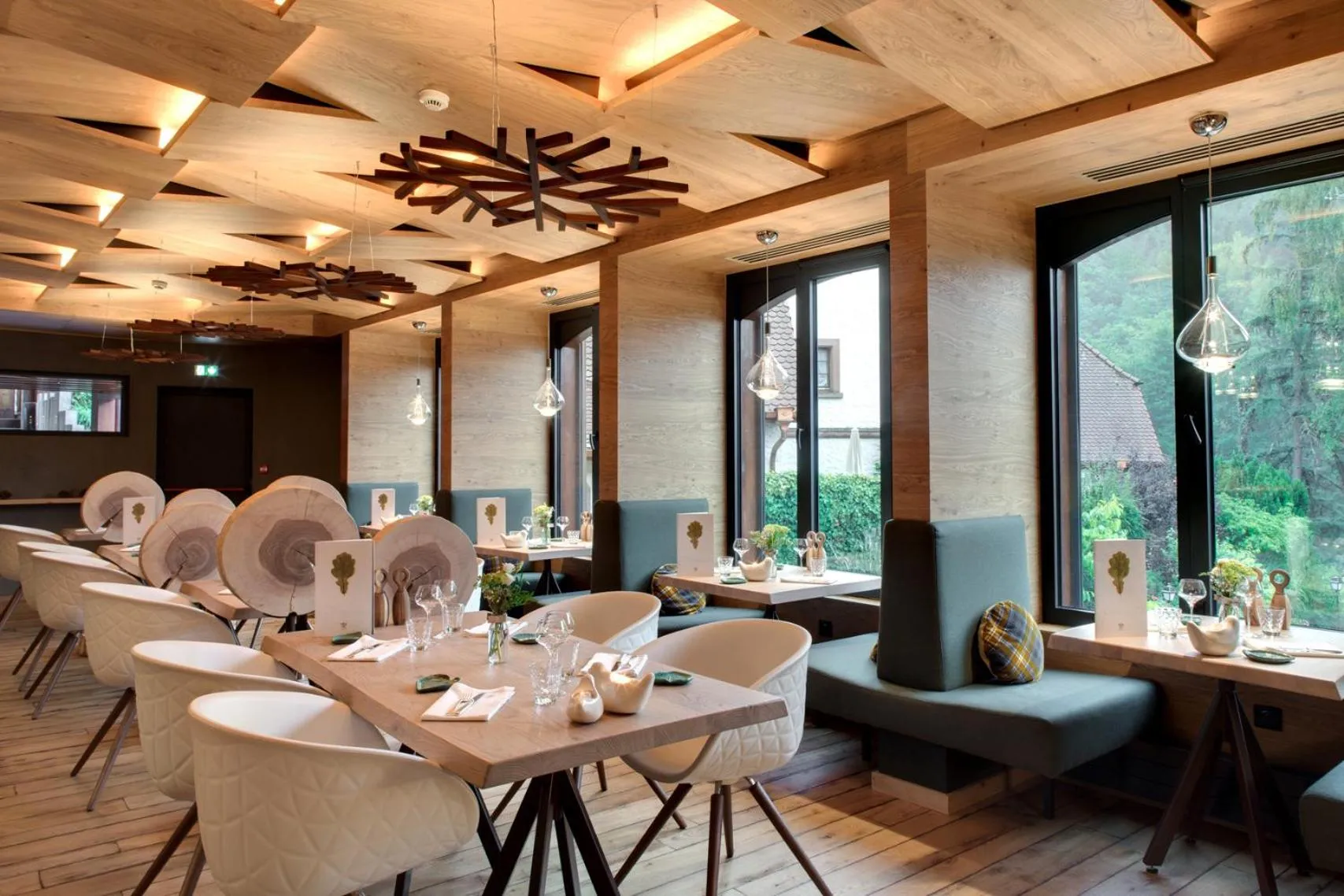 Restaurant/places to eat in LA CHENEAUDIÈRE - Hôtel Spa - Relais & Châteaux - Restaurant étoilé