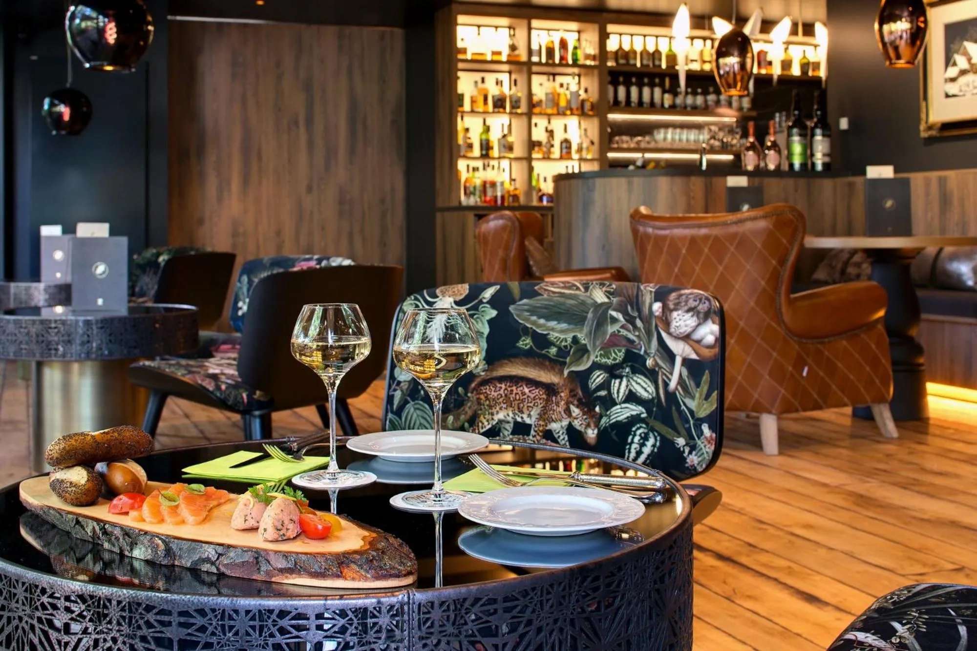 Restaurant/places to eat in LA CHENEAUDIÈRE - Hôtel Spa - Relais & Châteaux - Restaurant étoilé