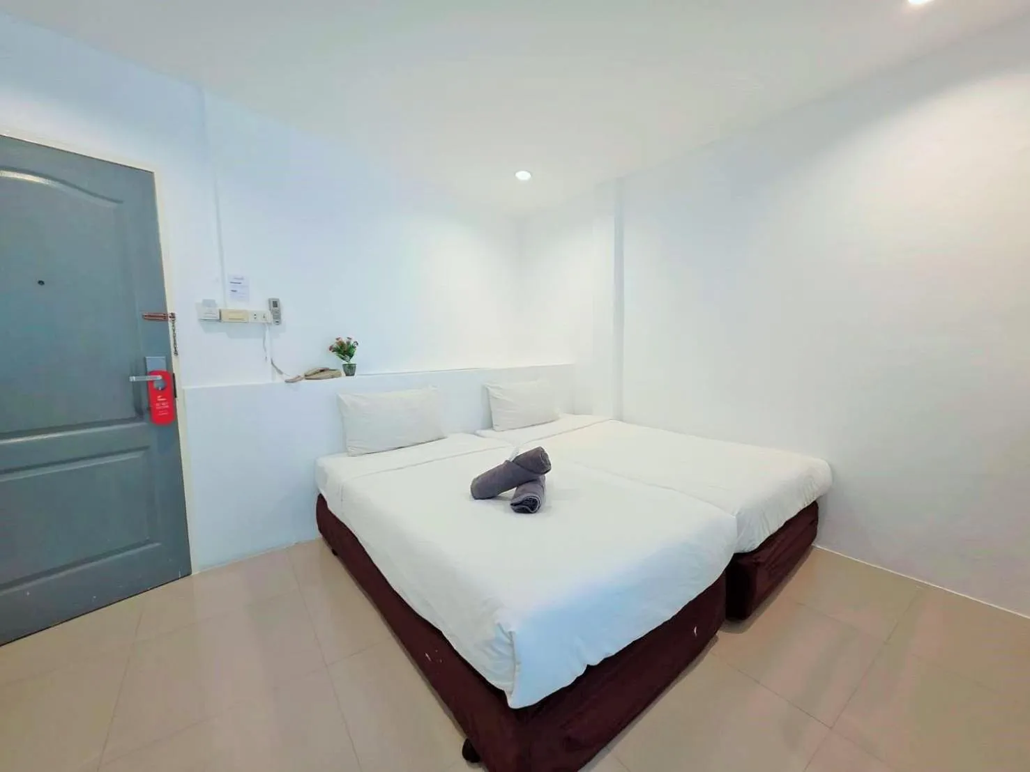 Bed in Ma Non Nont Hotel & Apartment