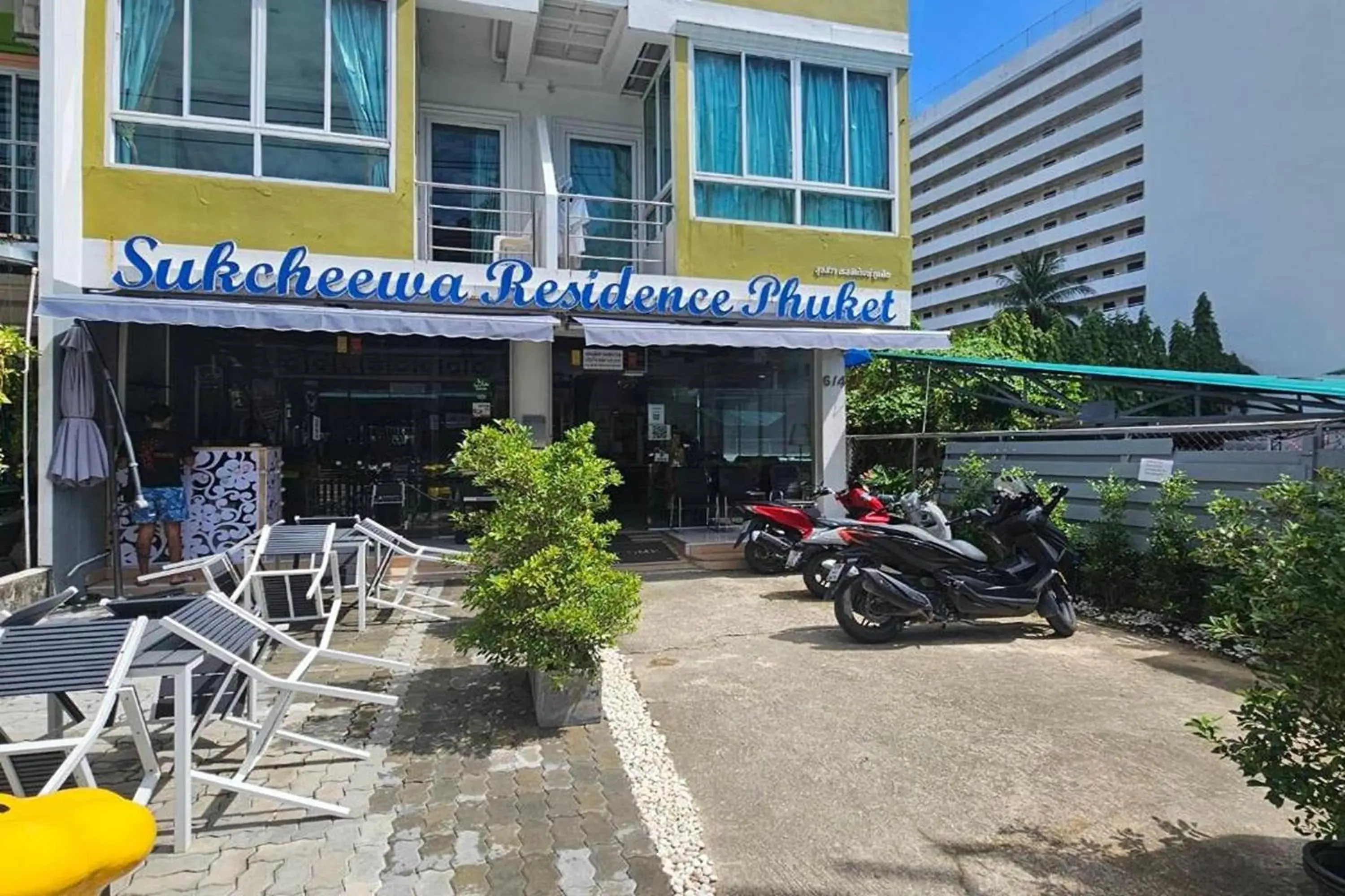 Property building in Sukcheewa Residence Phuket Property building in Sukcheewa Residence Phuket