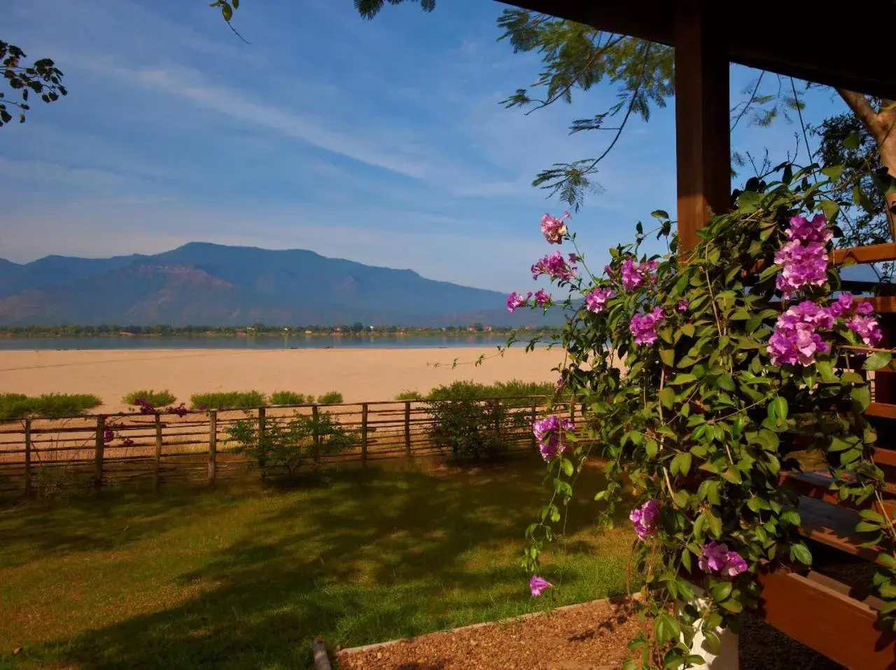 Garden view in La Folie Lodge Garden view in La Folie Lodge