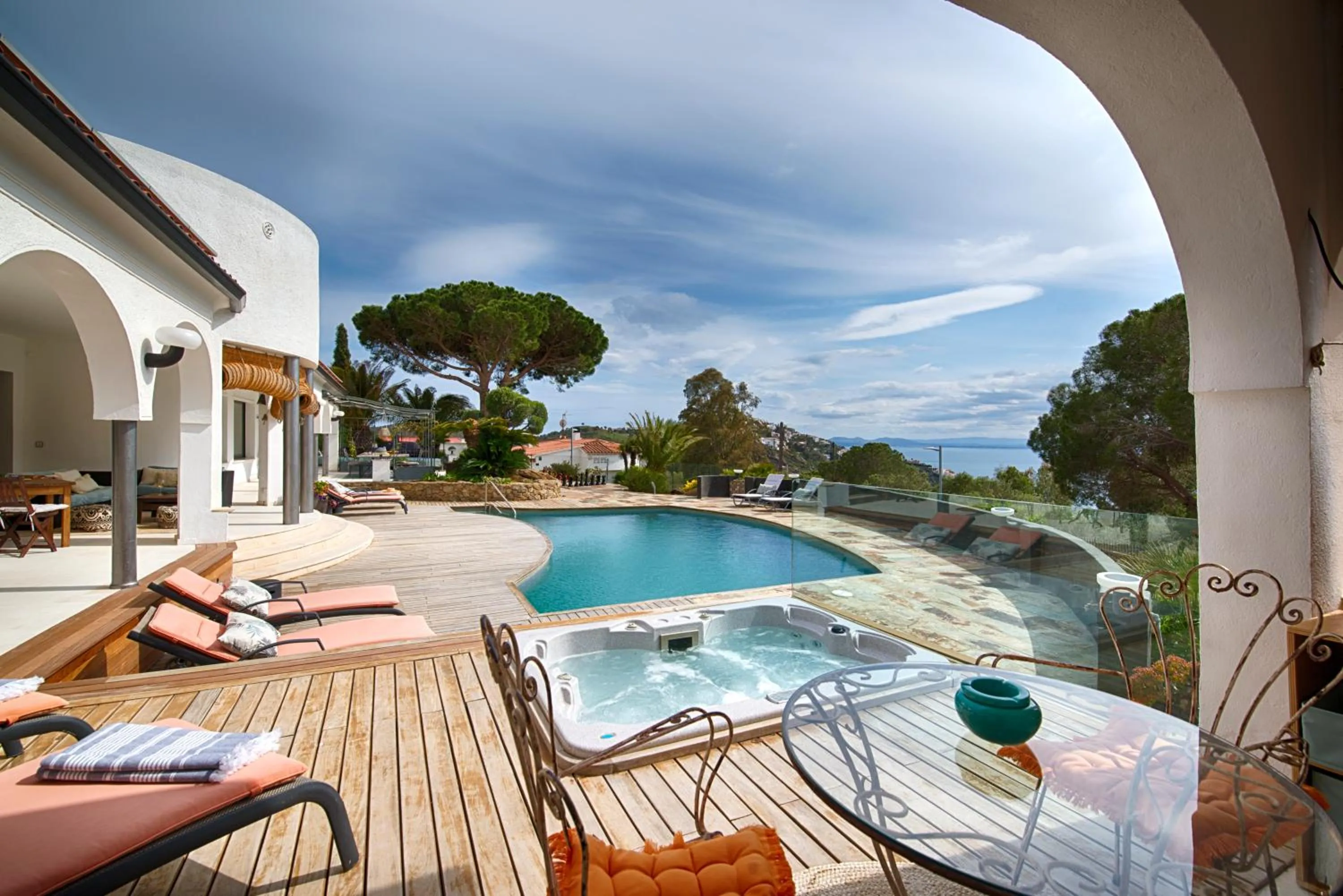 Pool view in Casa de l’Albada