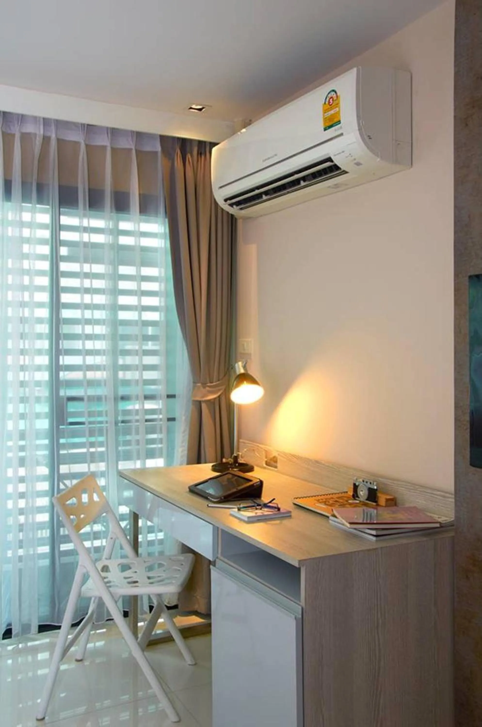 Restaurant/places to eat in The Present Sathorn