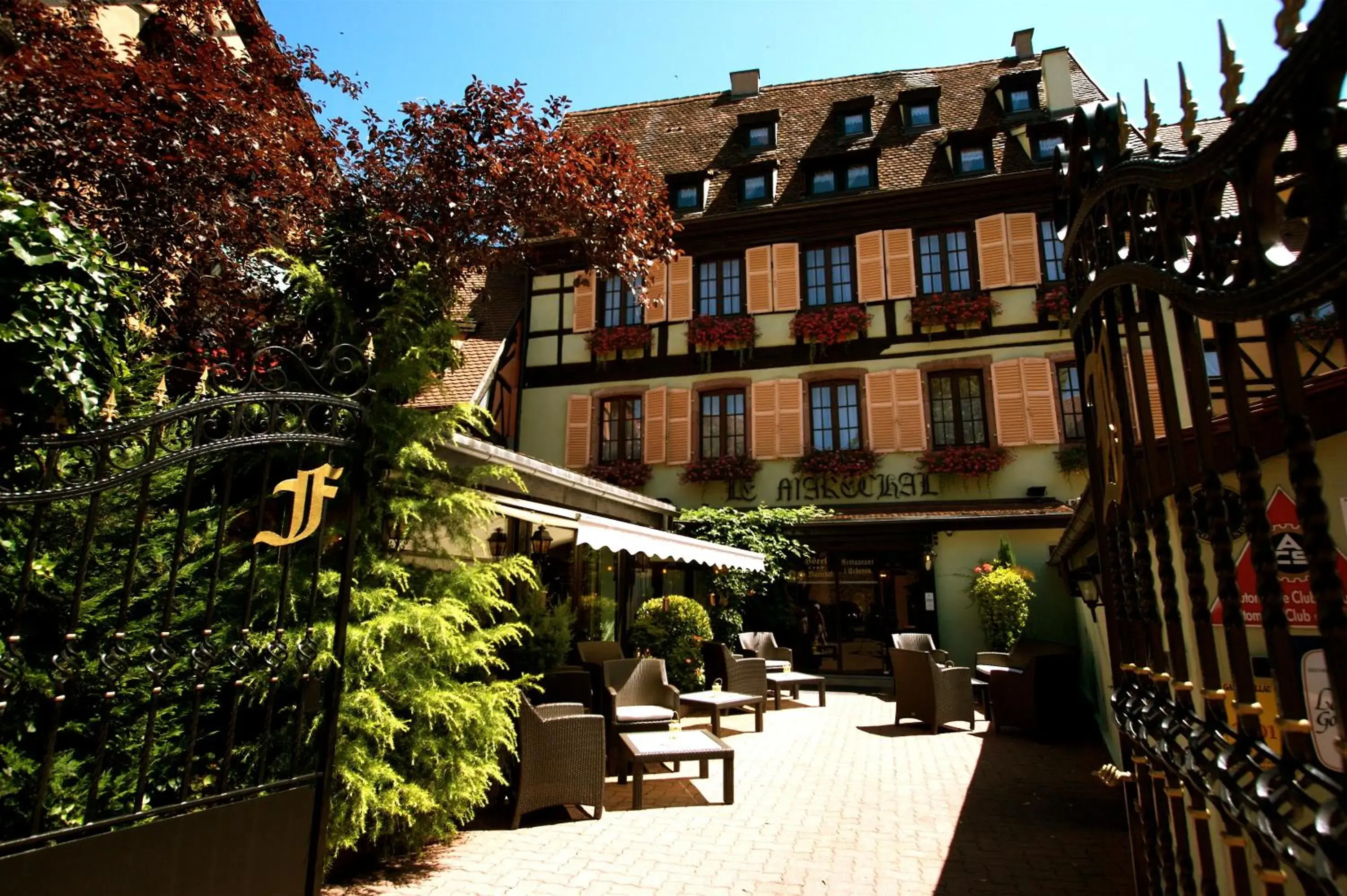 Facade/entrance, Property Building in Hostellerie Le Marechal