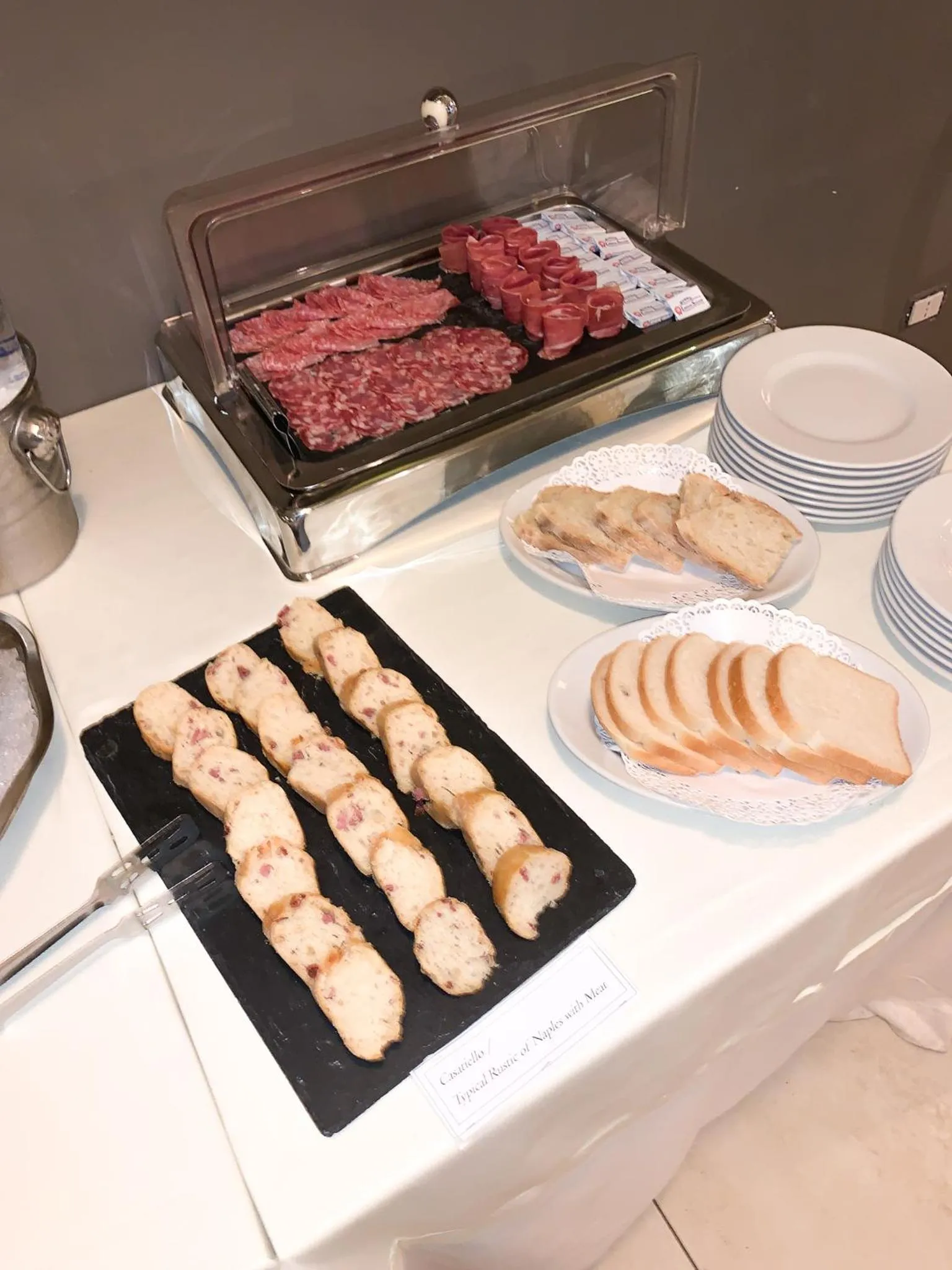 Food in Hotel Masaniello Luxury