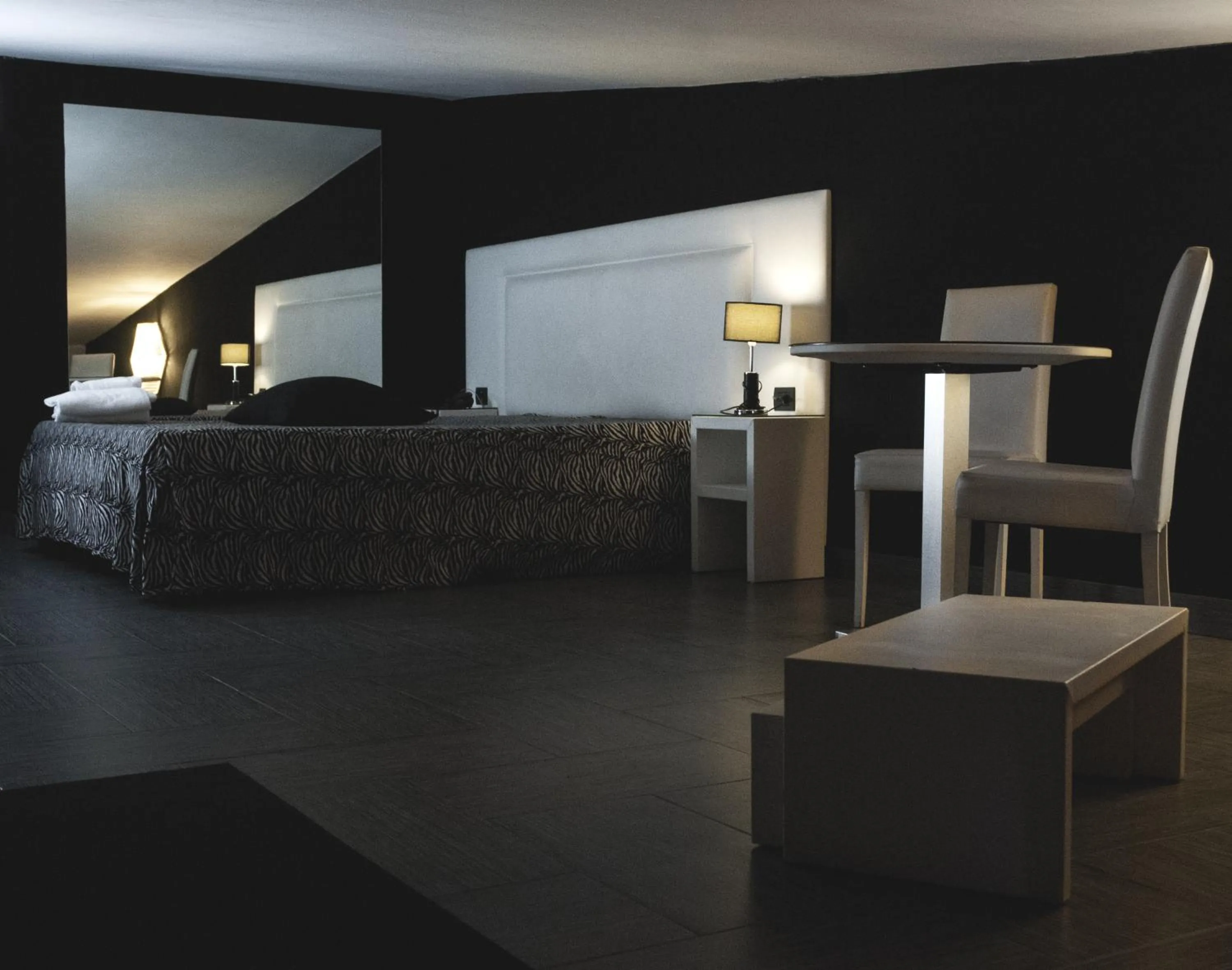 Bed in Hotel Masaniello Luxury