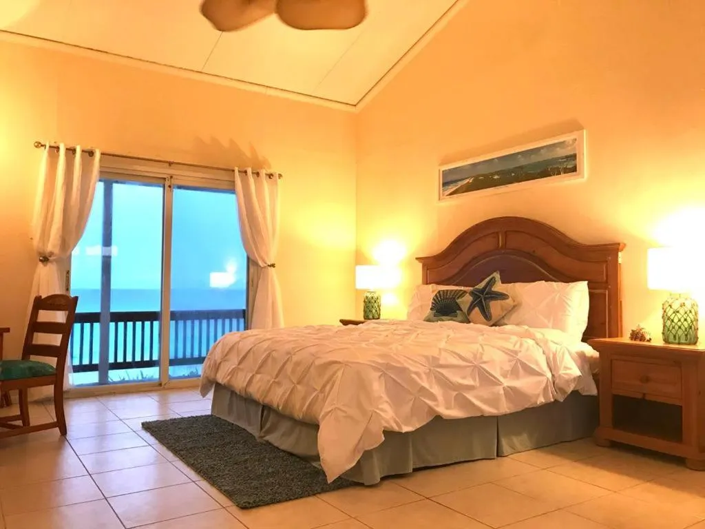 Photo of the whole room, Bed in St Francis Resort