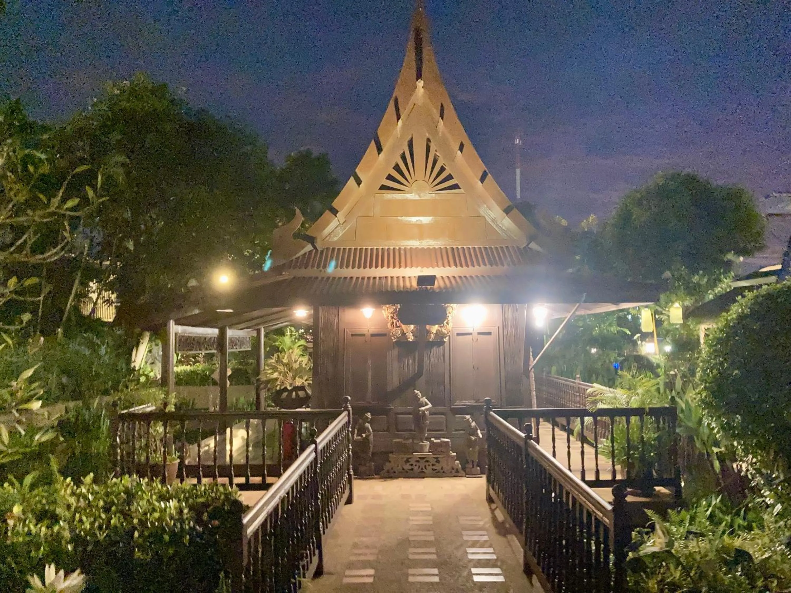 Property building in Ban Kaew Villas