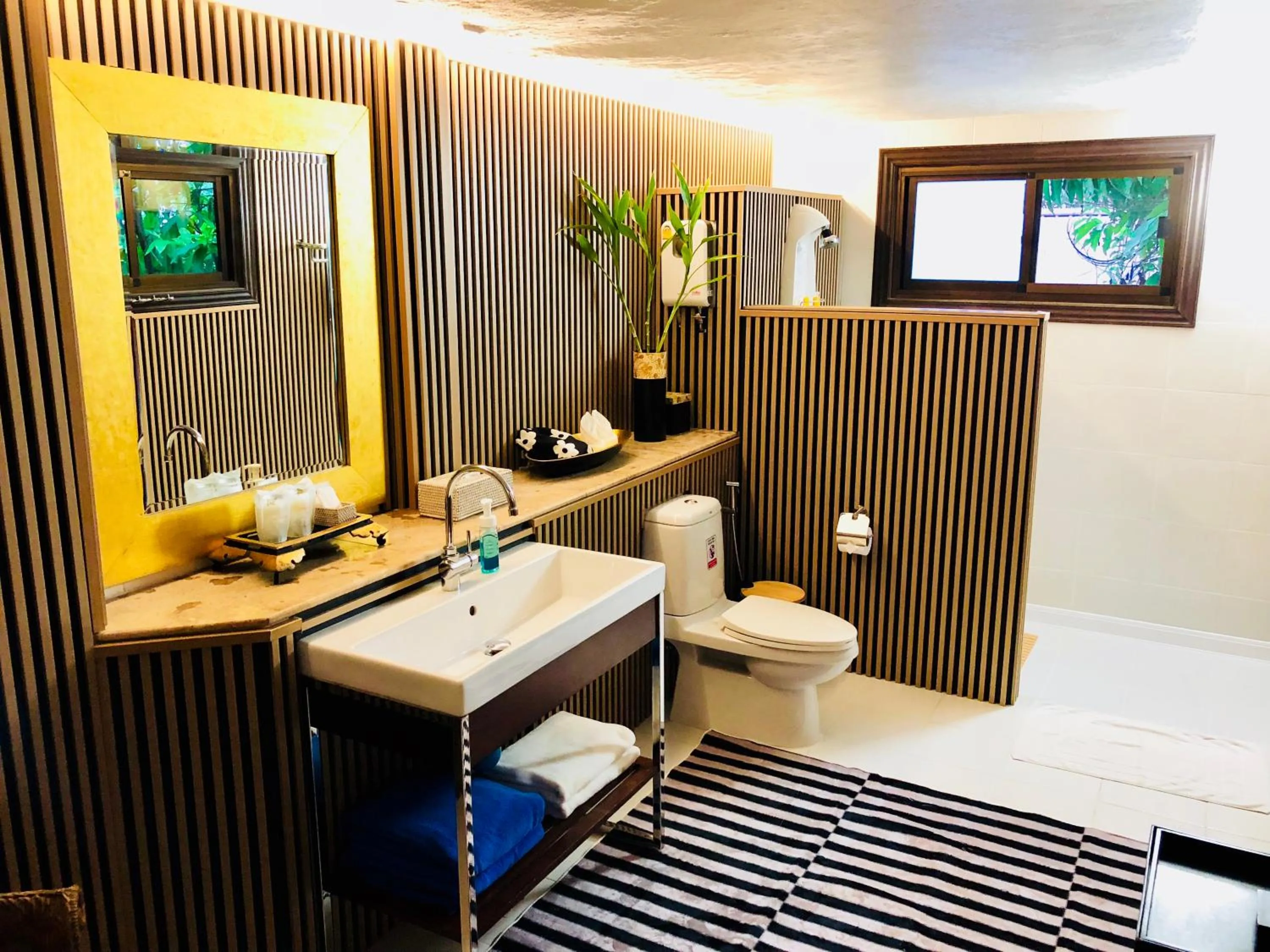 Bathroom in Ban Kaew Villas