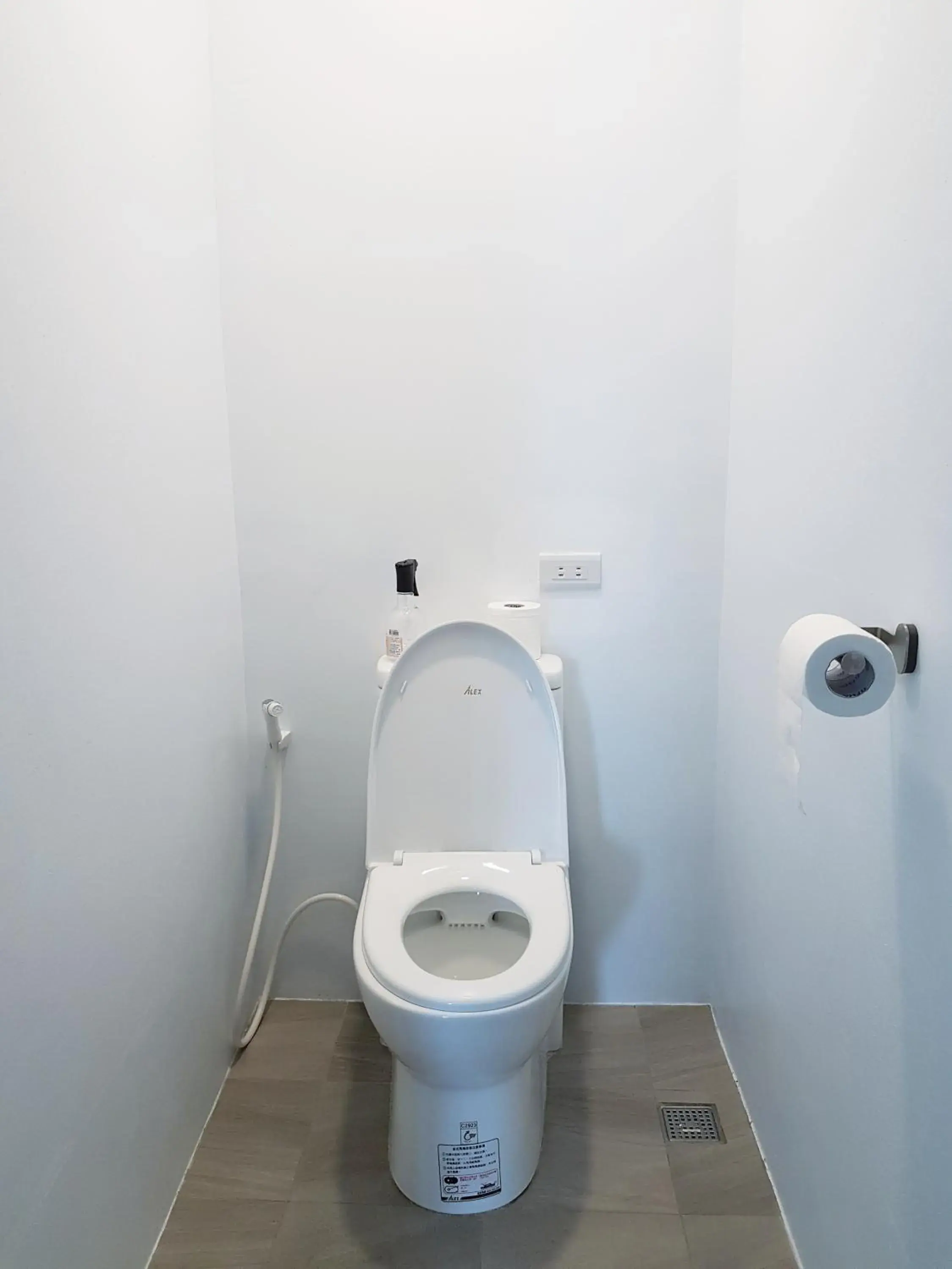 Toilet in Utopia Hostel Toilet in Utopia Hostel