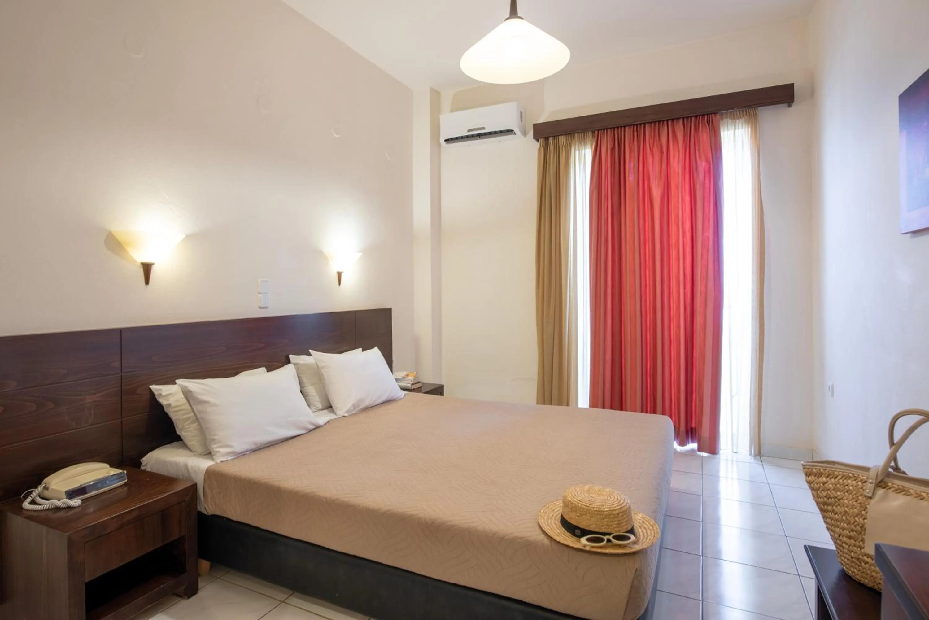 Bed in Eurohotel Theo Hotel