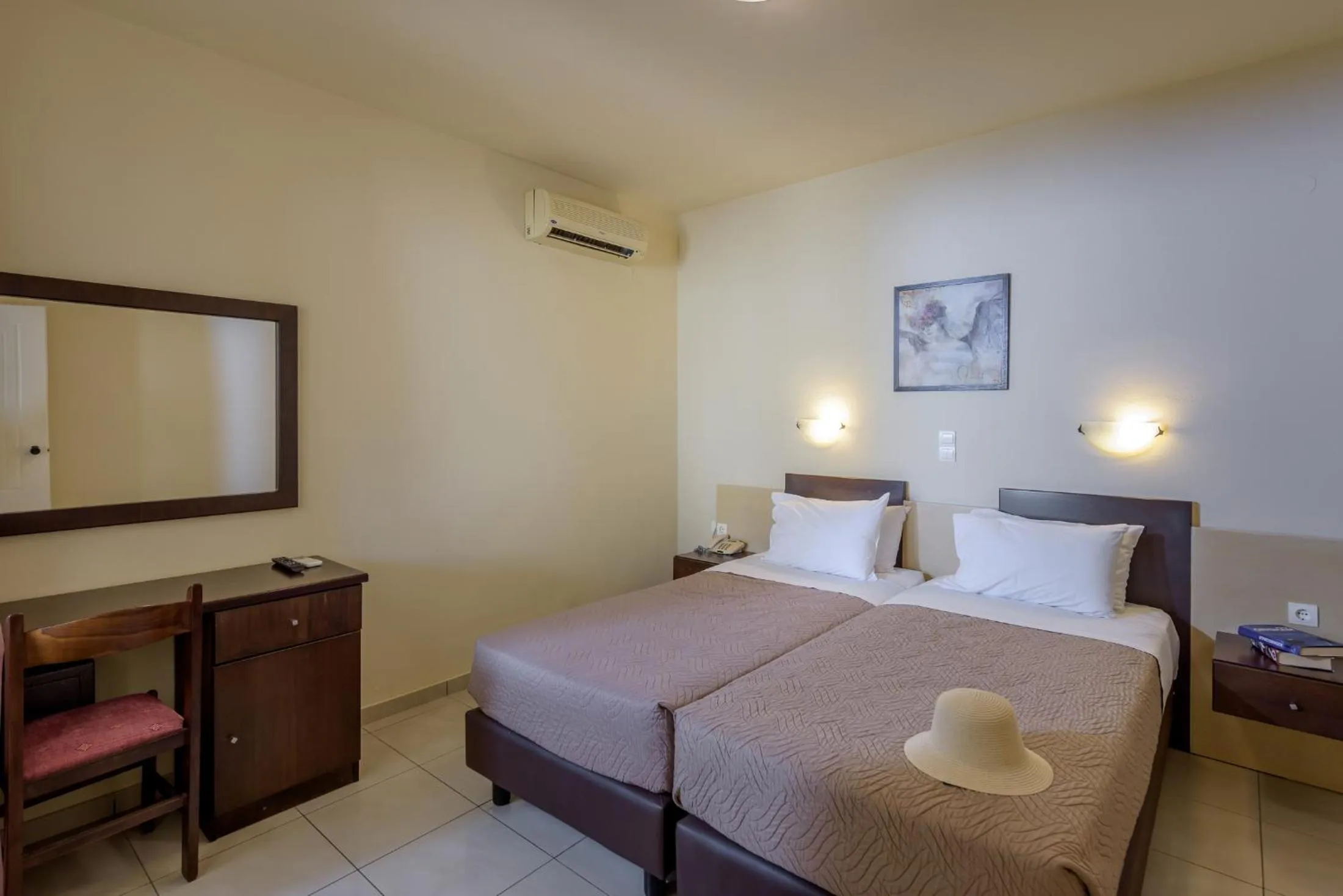 Bed in Eurohotel Theo Hotel