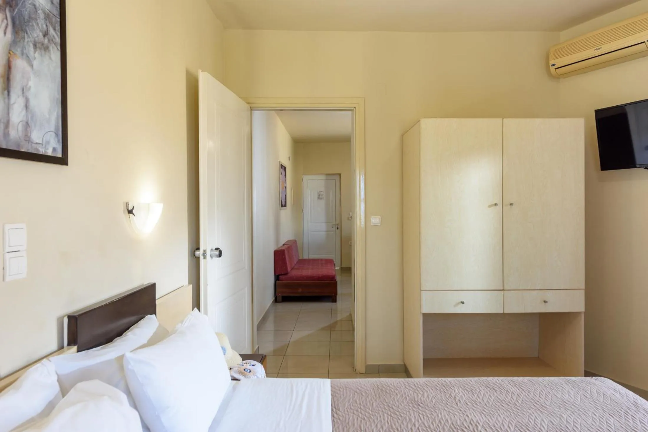 Bedroom in Eurohotel Theo Hotel