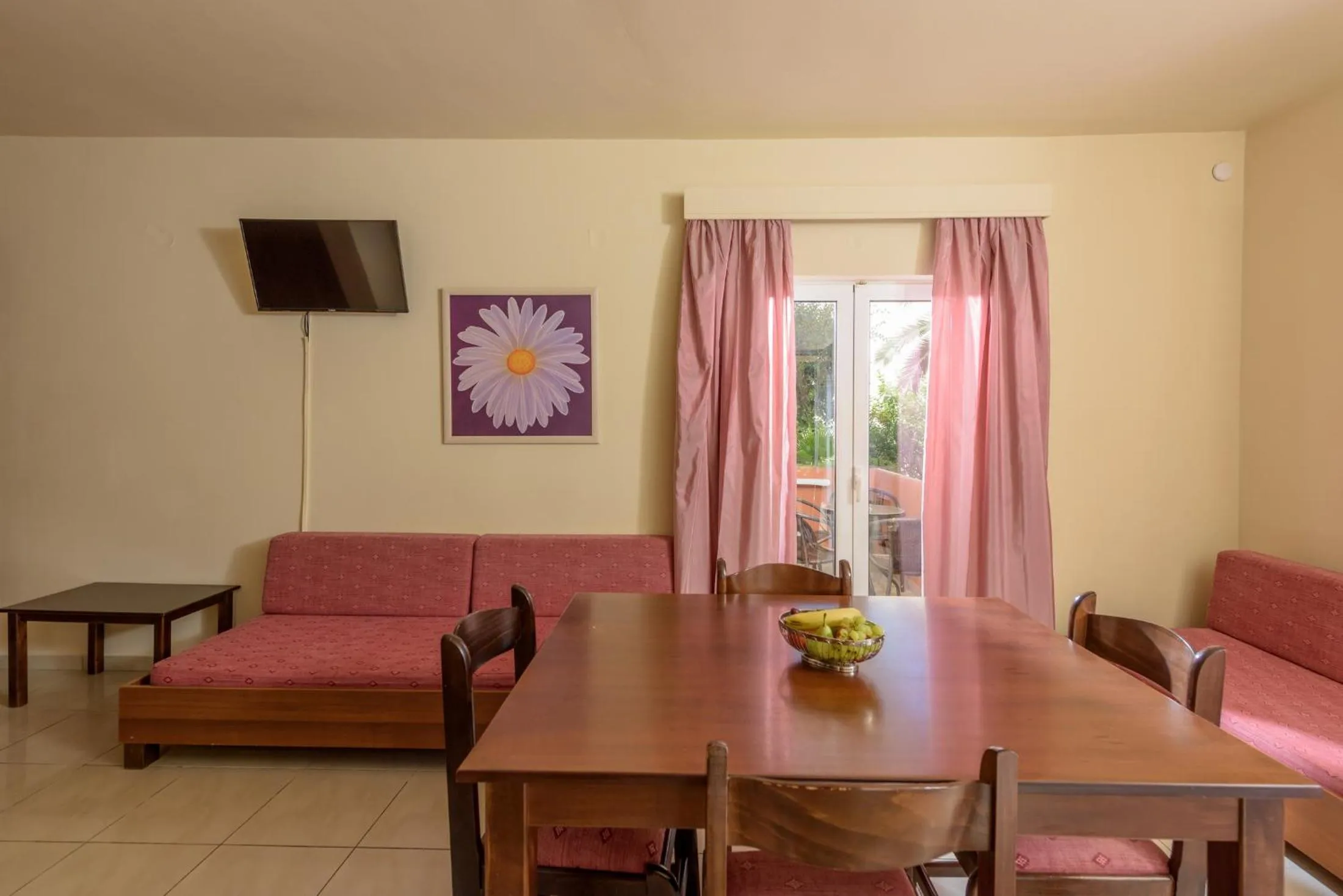 Living room in Eurohotel Theo Hotel