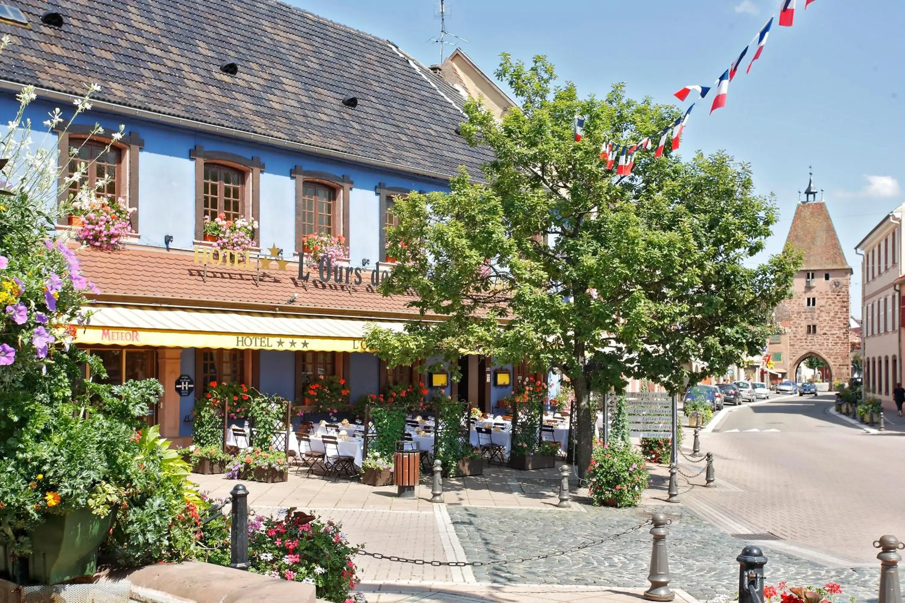 Property building in Logis Hotel L'Ours de Mutzig Property building in Logis Hotel L'Ours de Mutzig