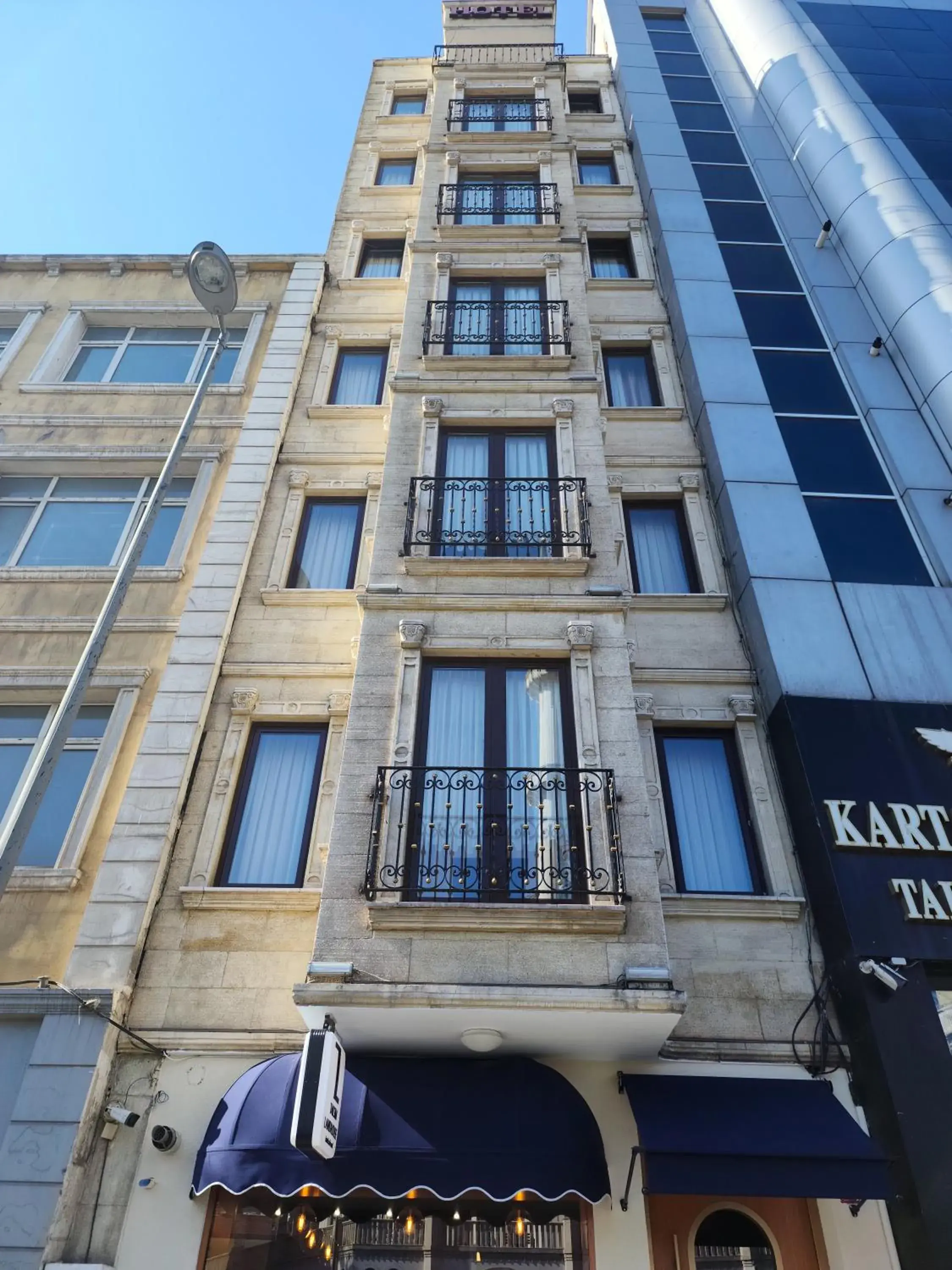 Property building in Taksim Landhouse Hotel Property building in Taksim Landhouse Hotel