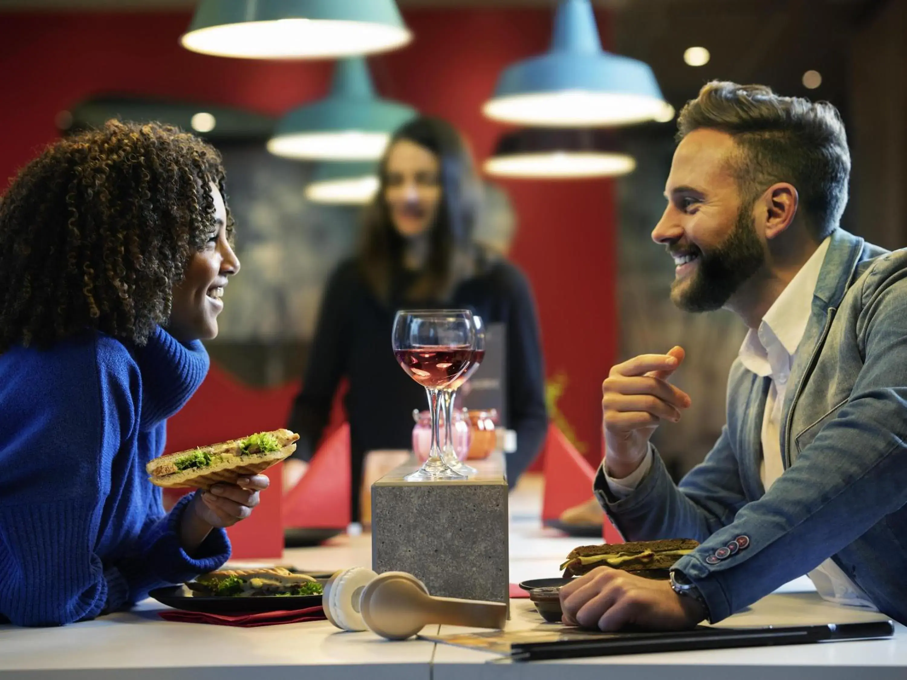 Restaurant/places to eat in ibis Gap Centre Restaurant/places to eat in ibis Gap Centre