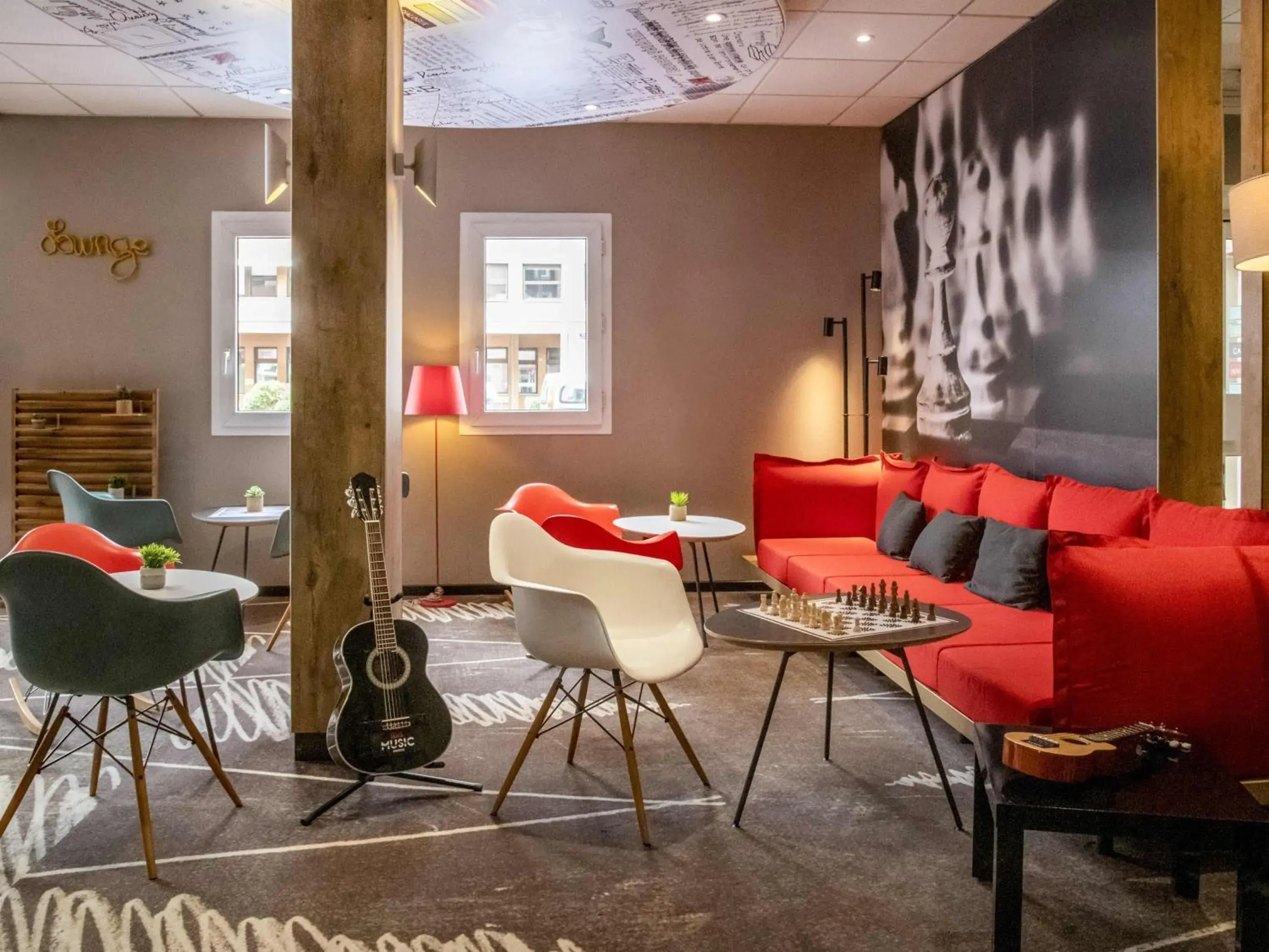 Property building in ibis Gap Centre Property building in ibis Gap Centre