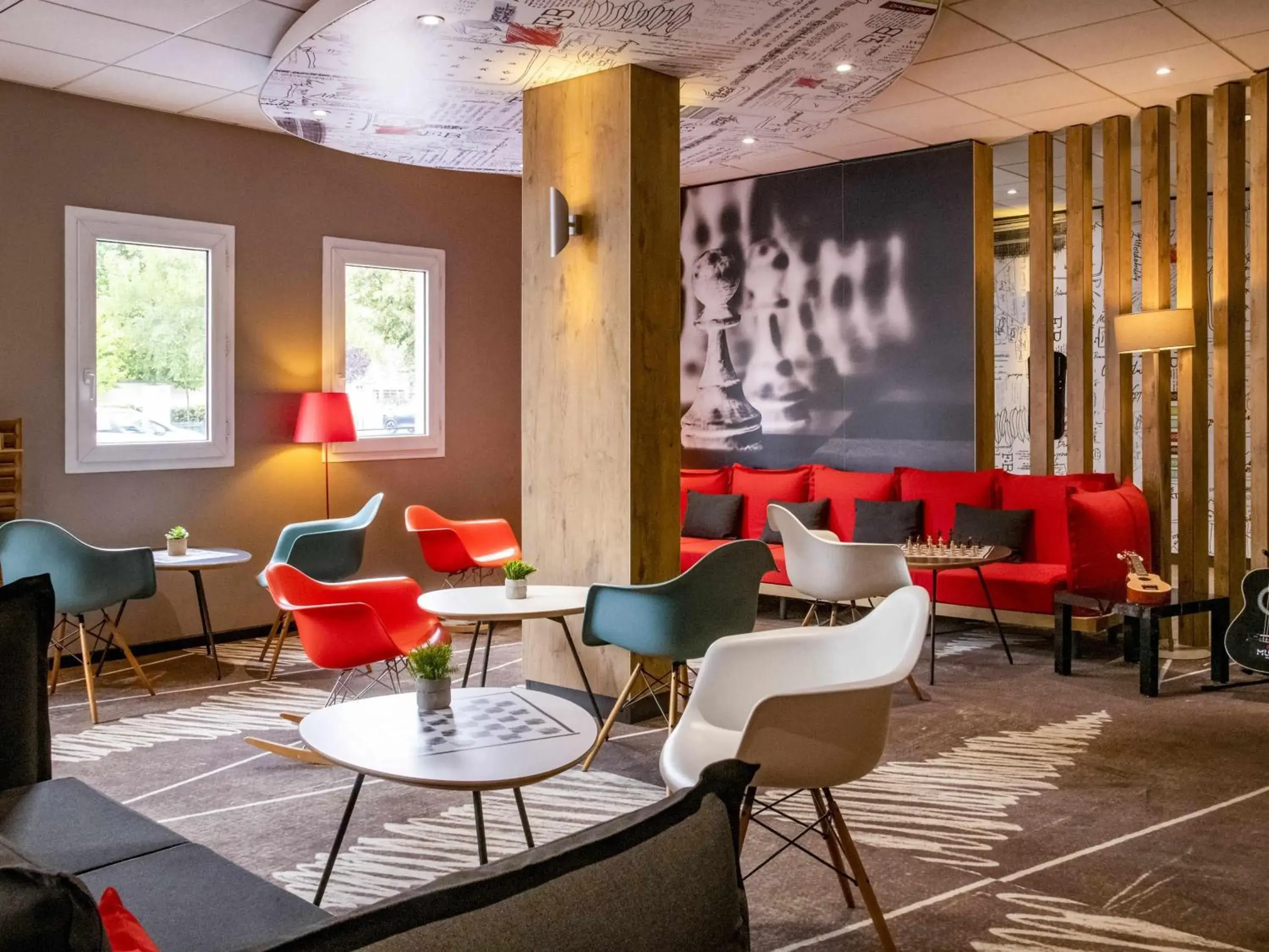 Restaurant/places to eat in ibis Gap Centre Restaurant/places to eat in ibis Gap Centre