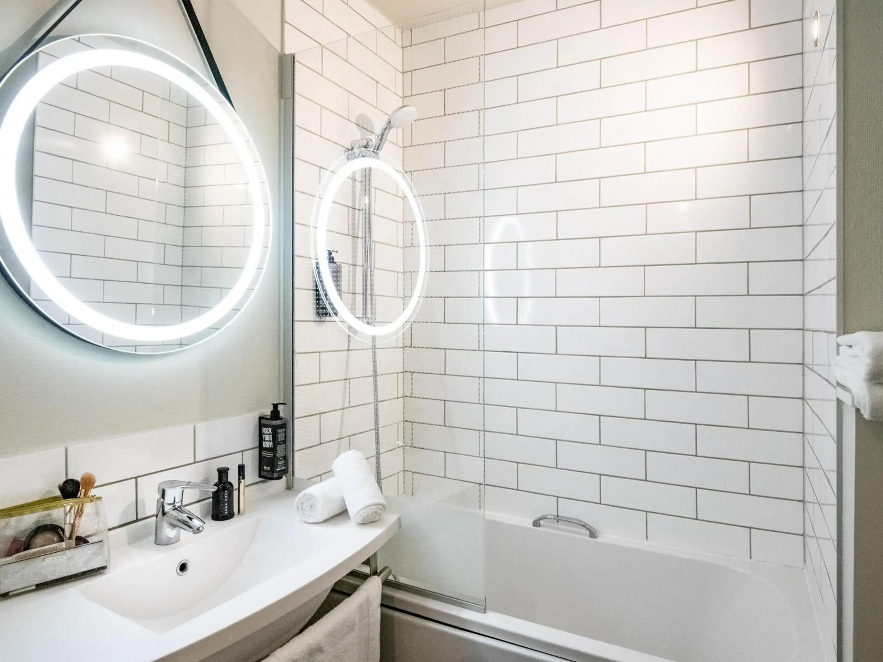 Bedroom in ibis Gap Centre Bedroom in ibis Gap Centre