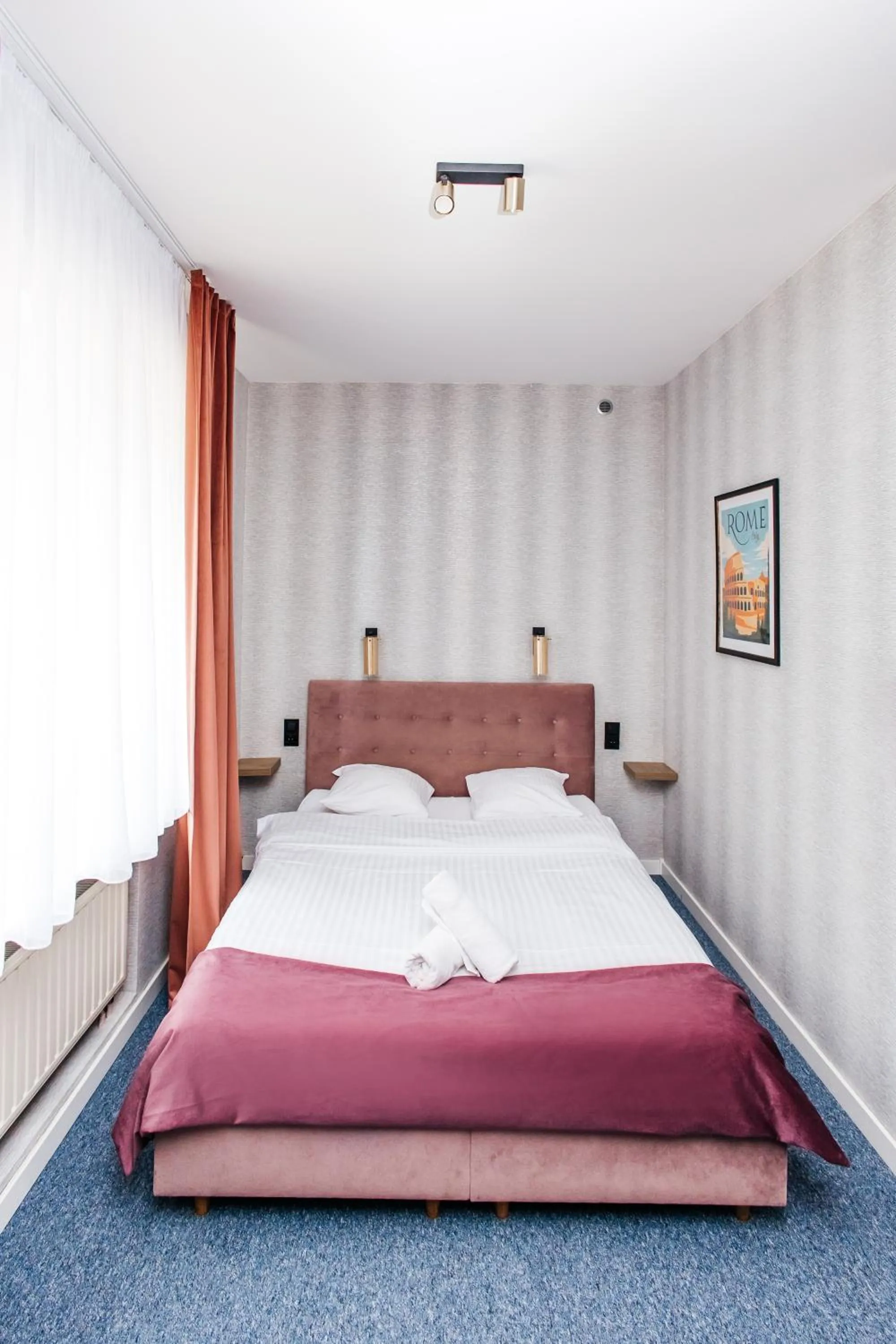 Bed in Elegant Apartments