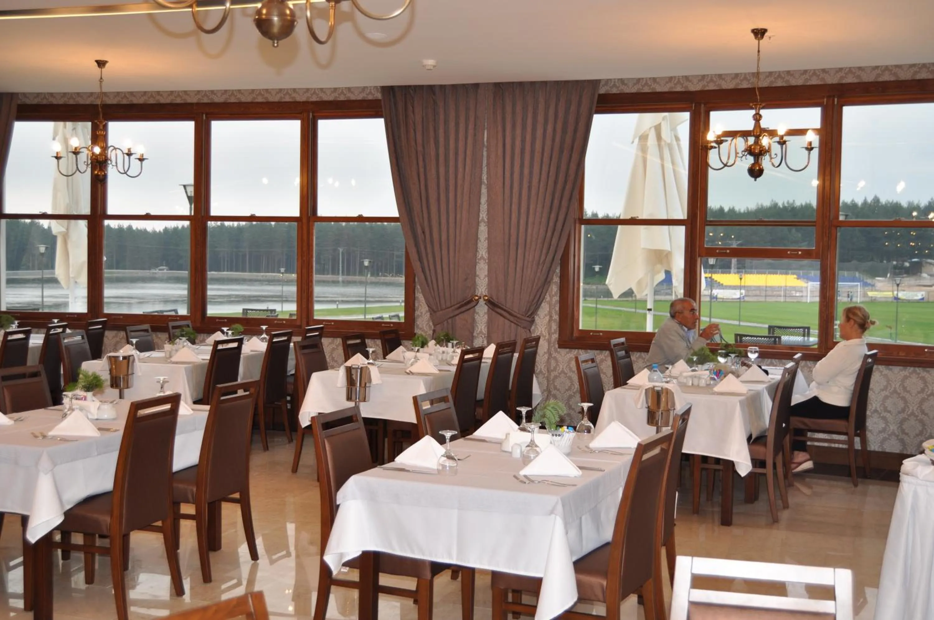 Restaurant/places to eat in Fenerbahçe Serkan Acar Resort&Sports Topuk Yaylası