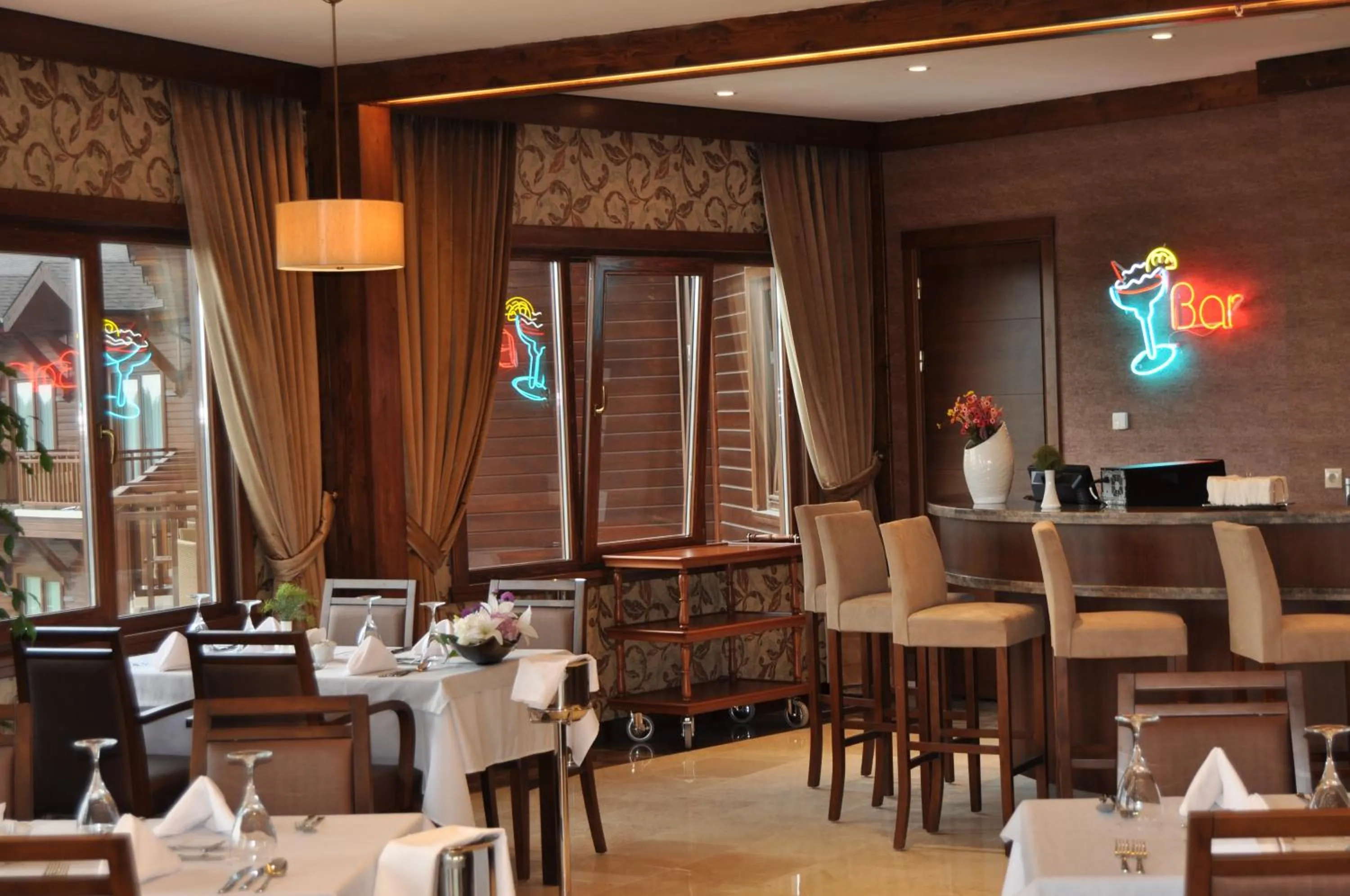 Restaurant/places to eat in Fenerbahçe Serkan Acar Resort&Sports Topuk Yaylası