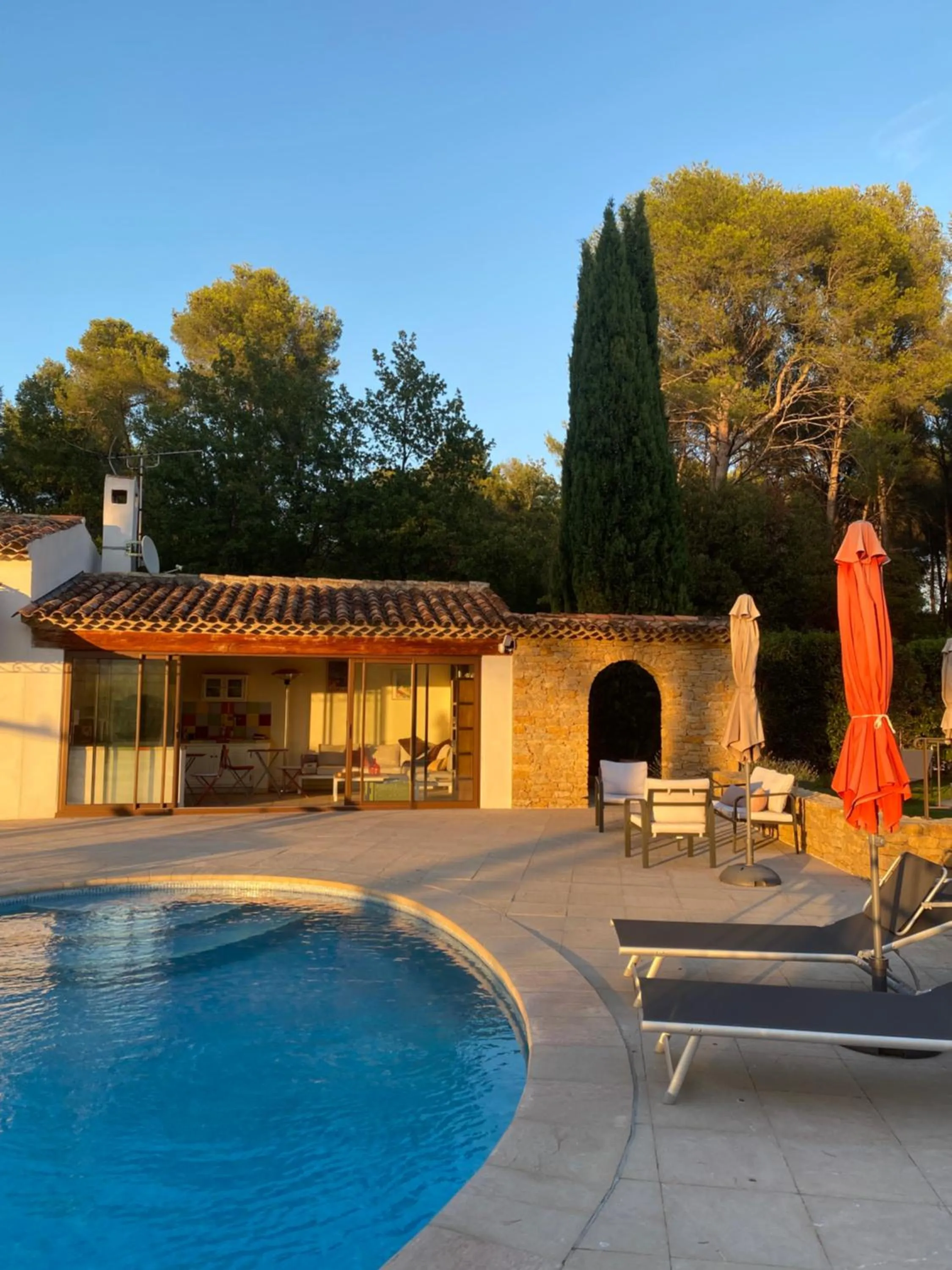 Property building in Une Pause en Provence