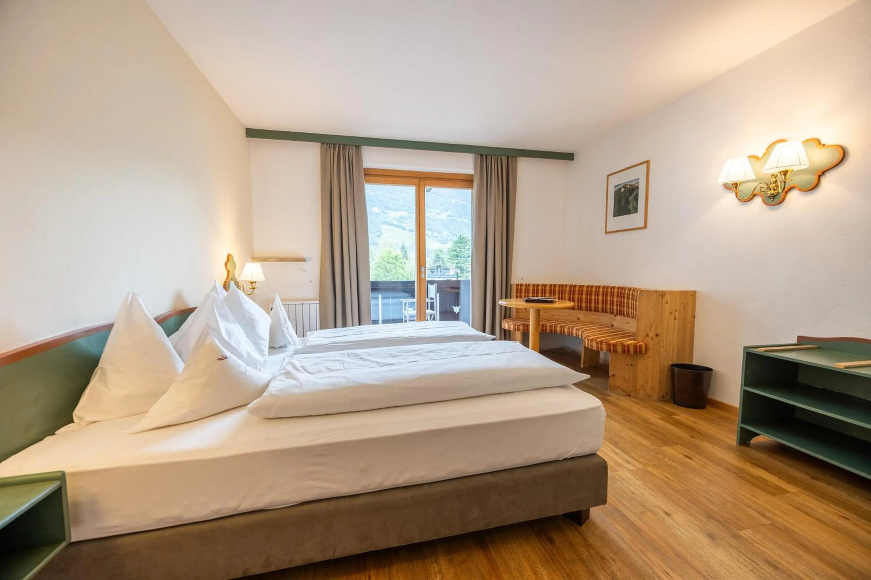 Bed in Parkhotel Tirolerhof