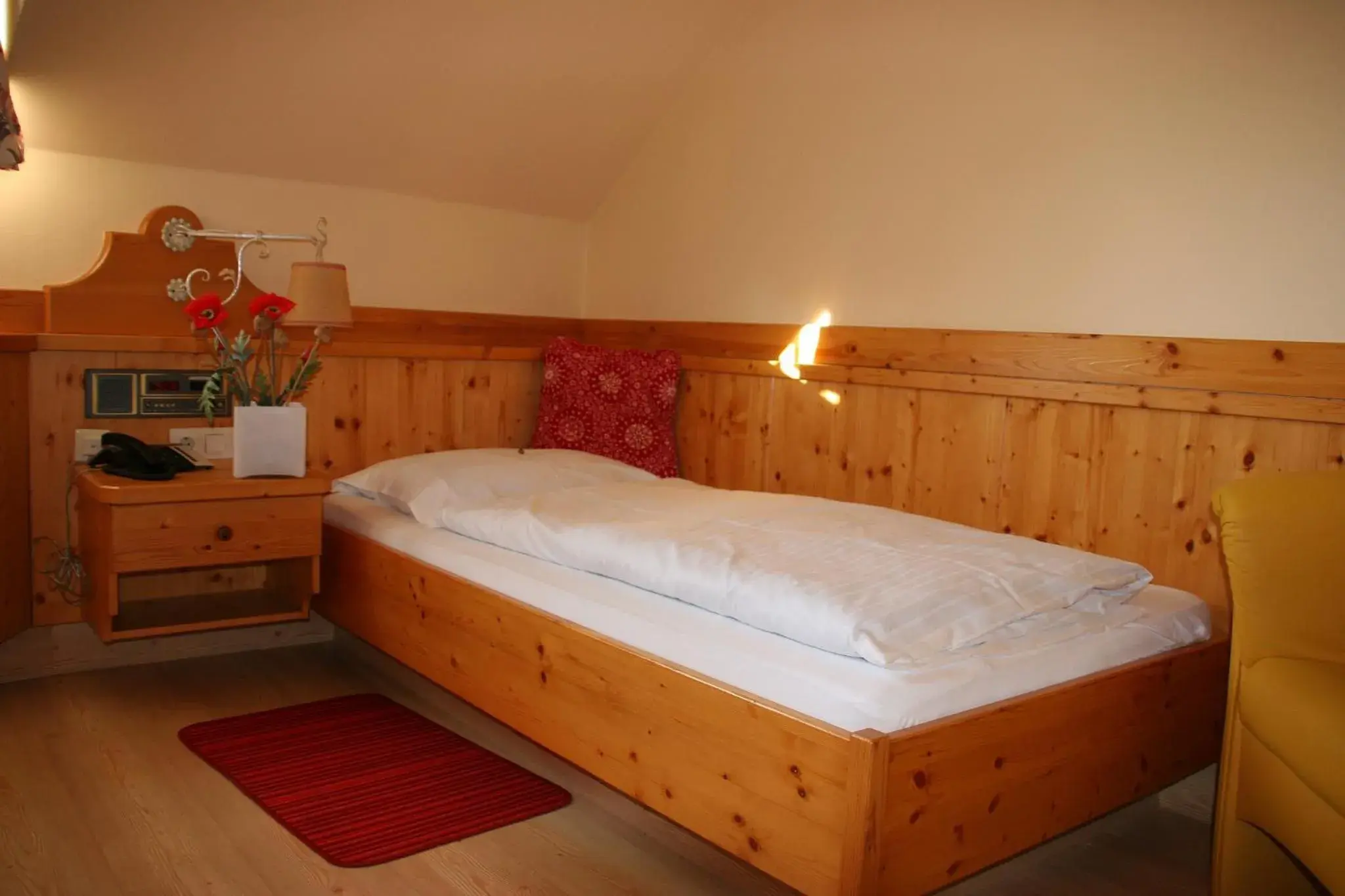 Single Room in Mohnhotel - Bergwirt Schrammel Single Room in Mohnhotel - Bergwirt Schrammel