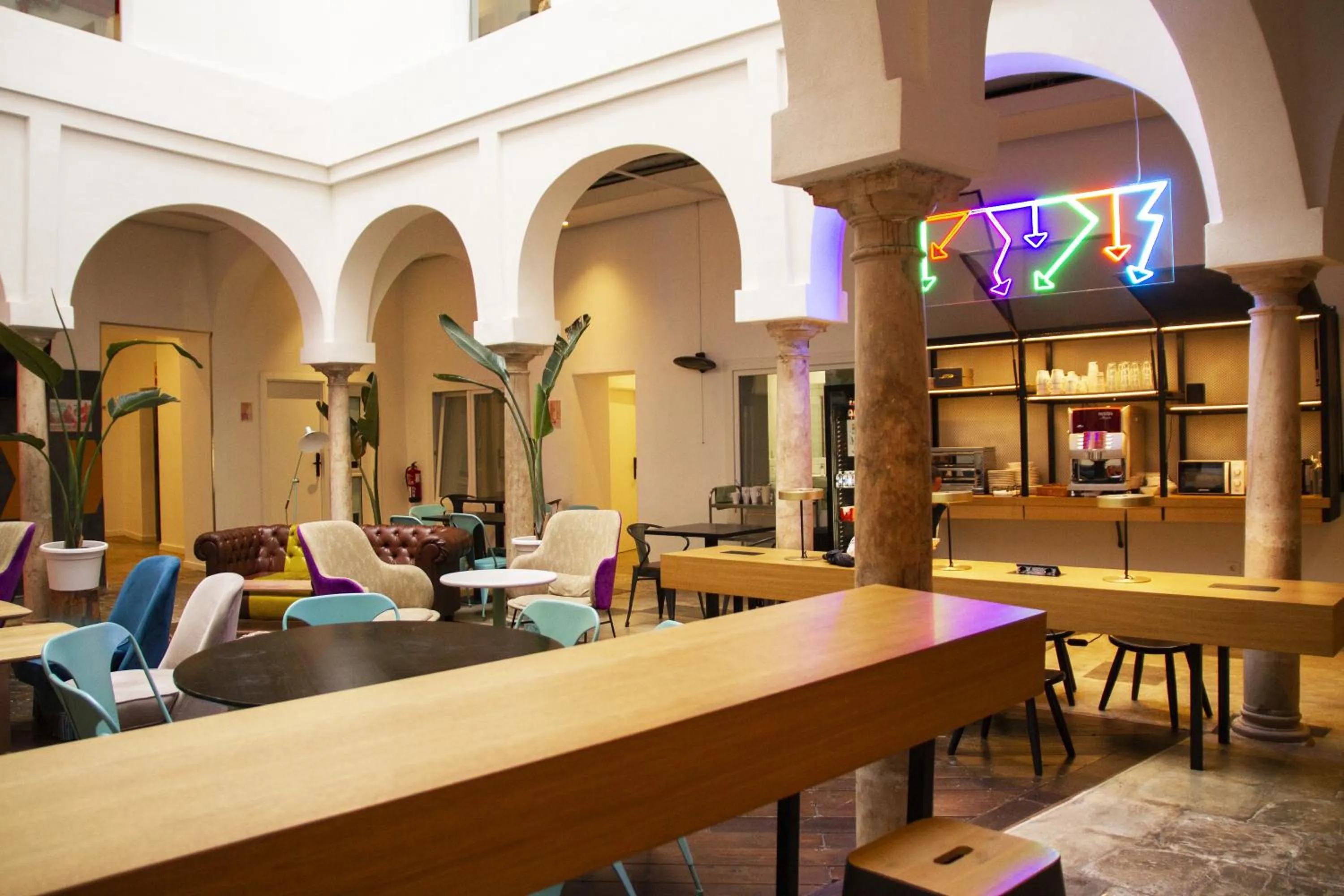 Living room in room00 Salvador Hostel