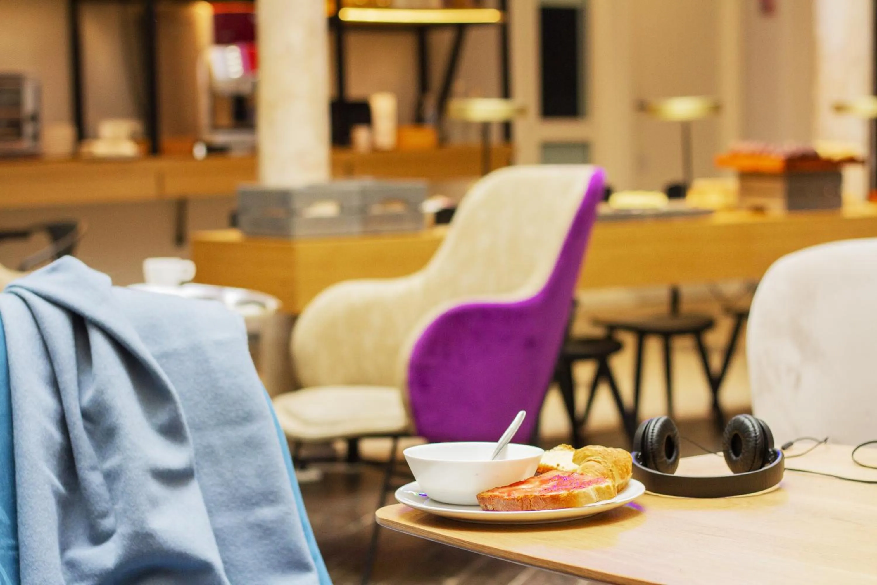 Living room in room00 Salvador Hostel