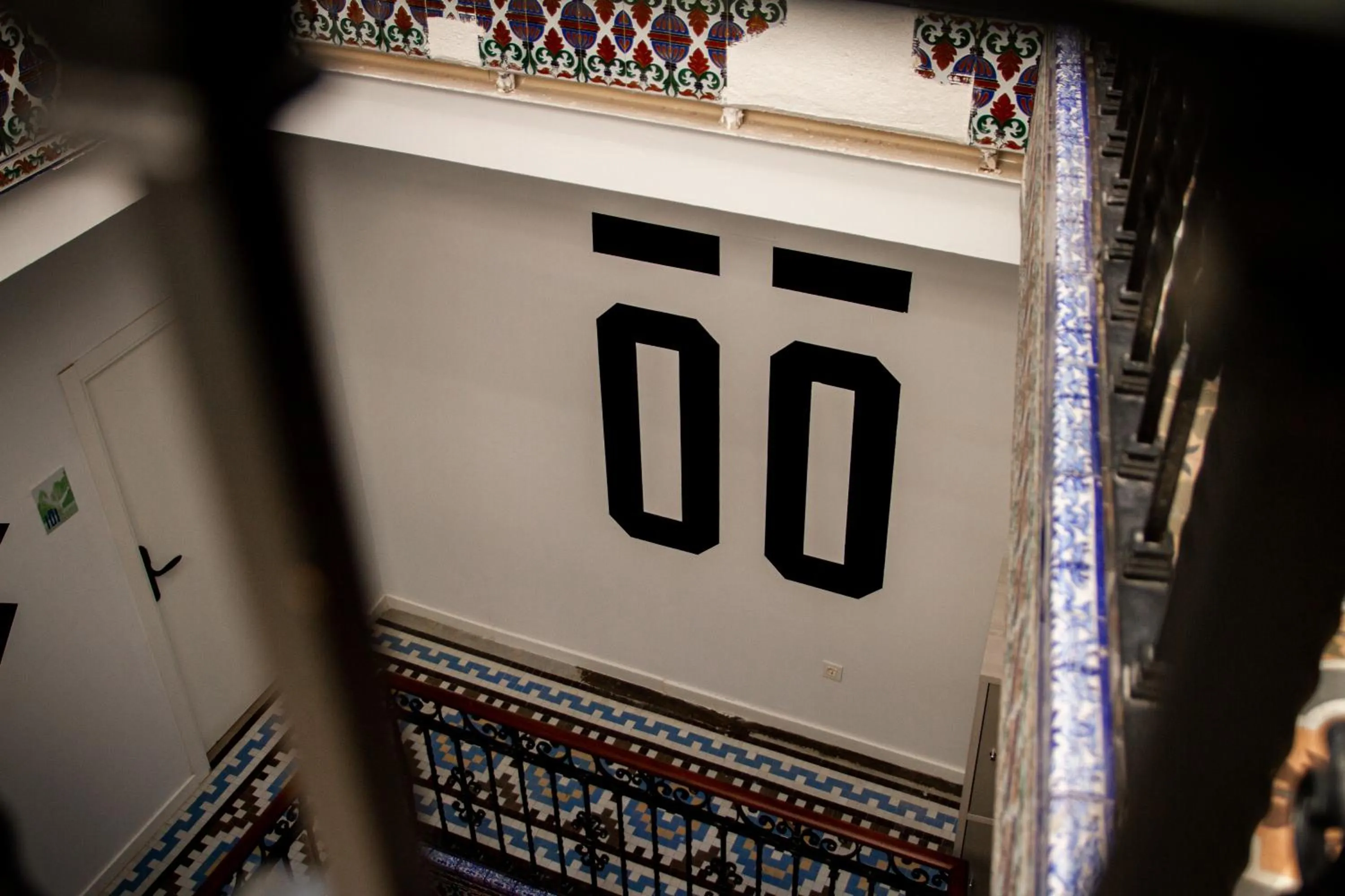 Property building in room00 Salvador Hostel