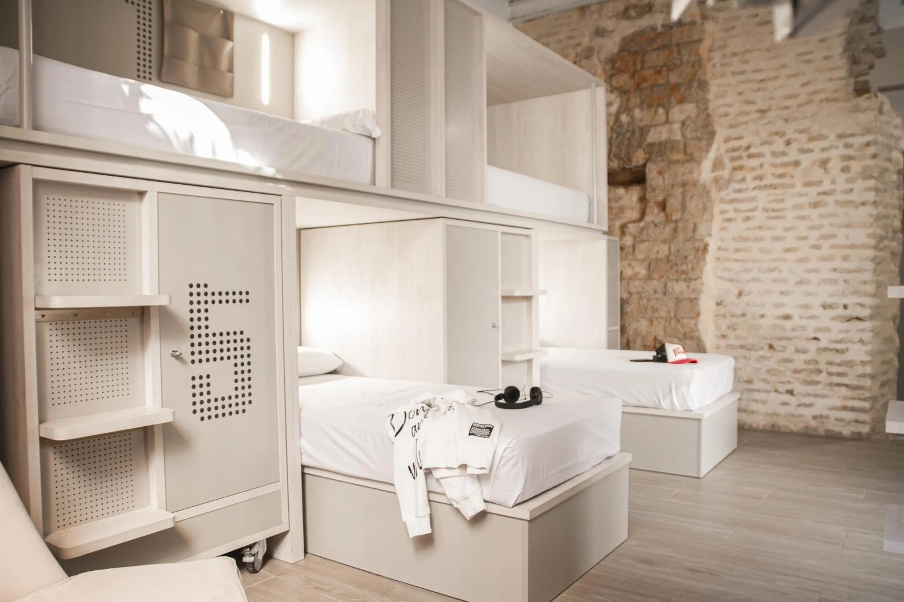 Bed in room00 Salvador Hostel