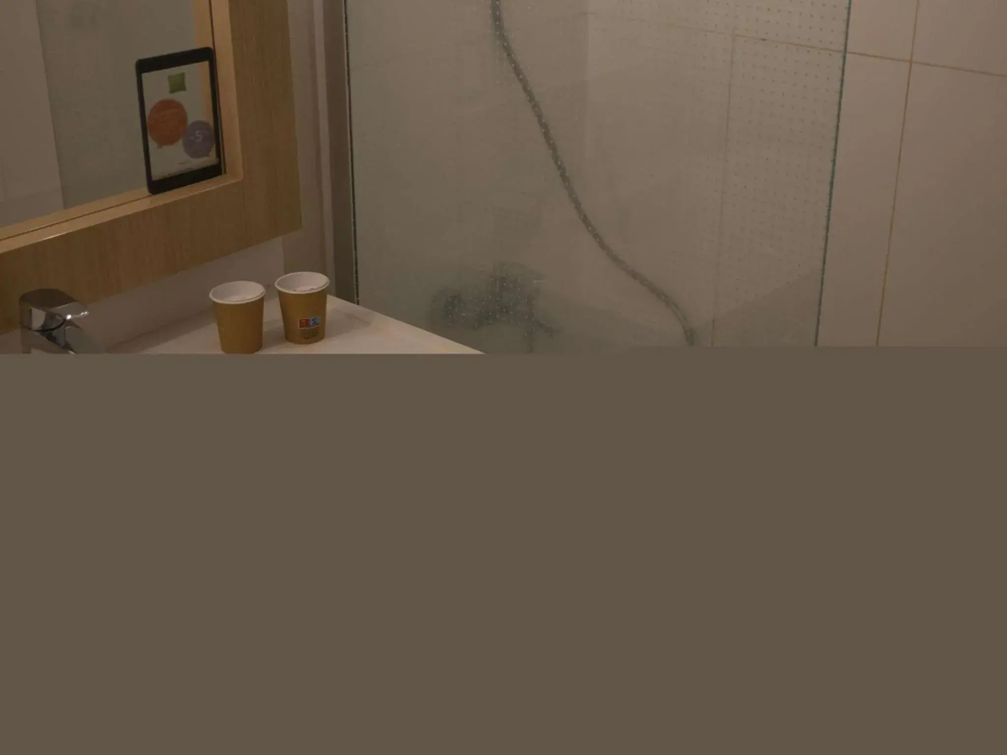 Bedroom in ibis Styles Chinon Bedroom in ibis Styles Chinon