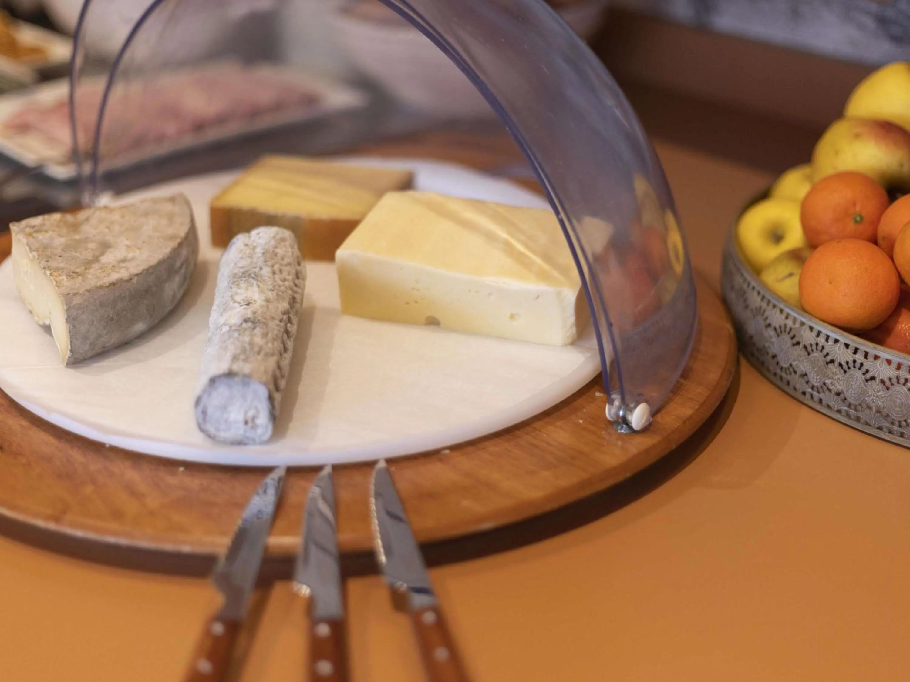 Breakfast in ibis Styles Chinon