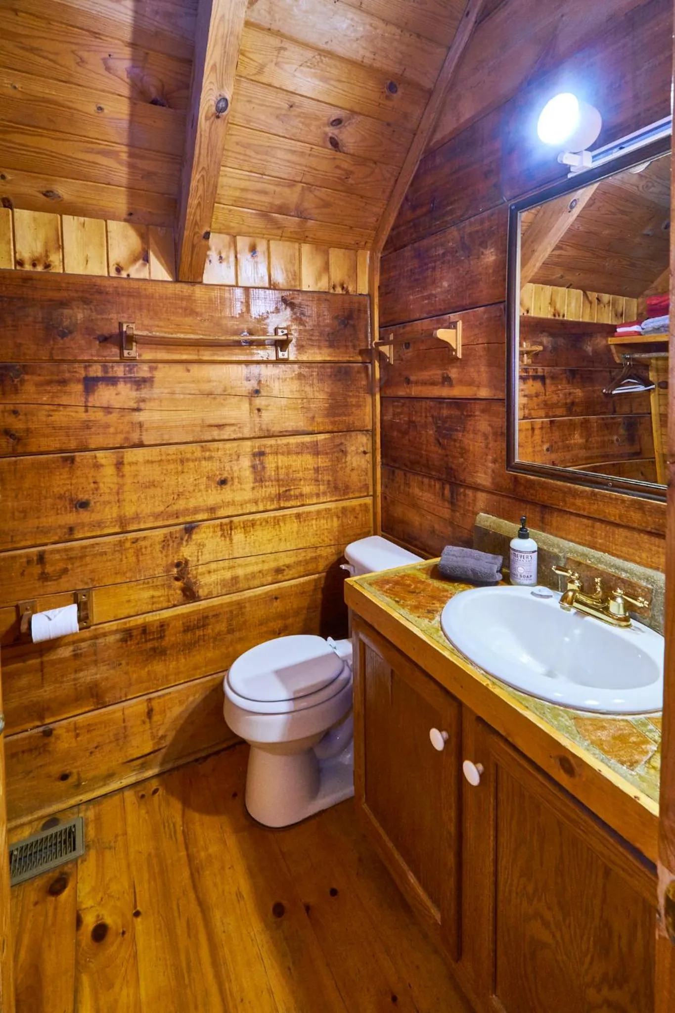 Gatlinburg Adventure Cabins