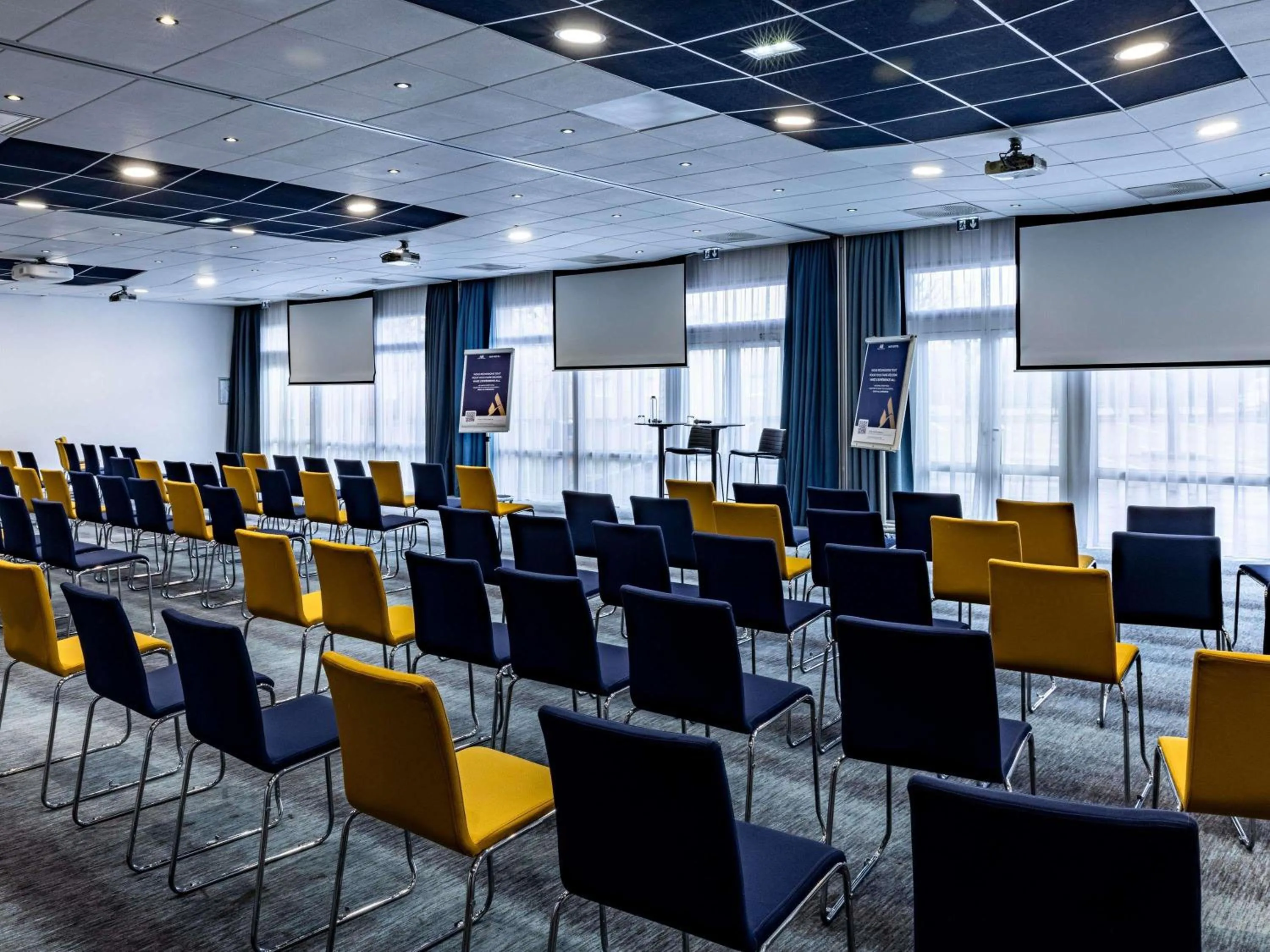 Meeting/conference room in Novotel Beaune
