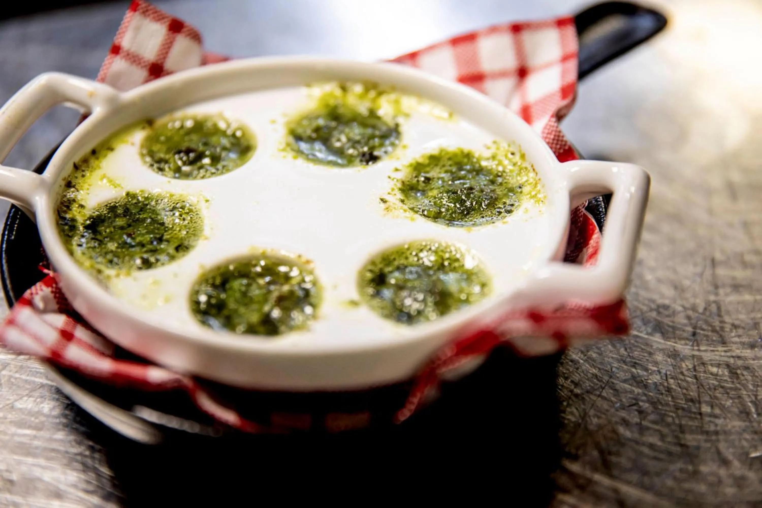 Restaurant/places to eat in Novotel Beaune