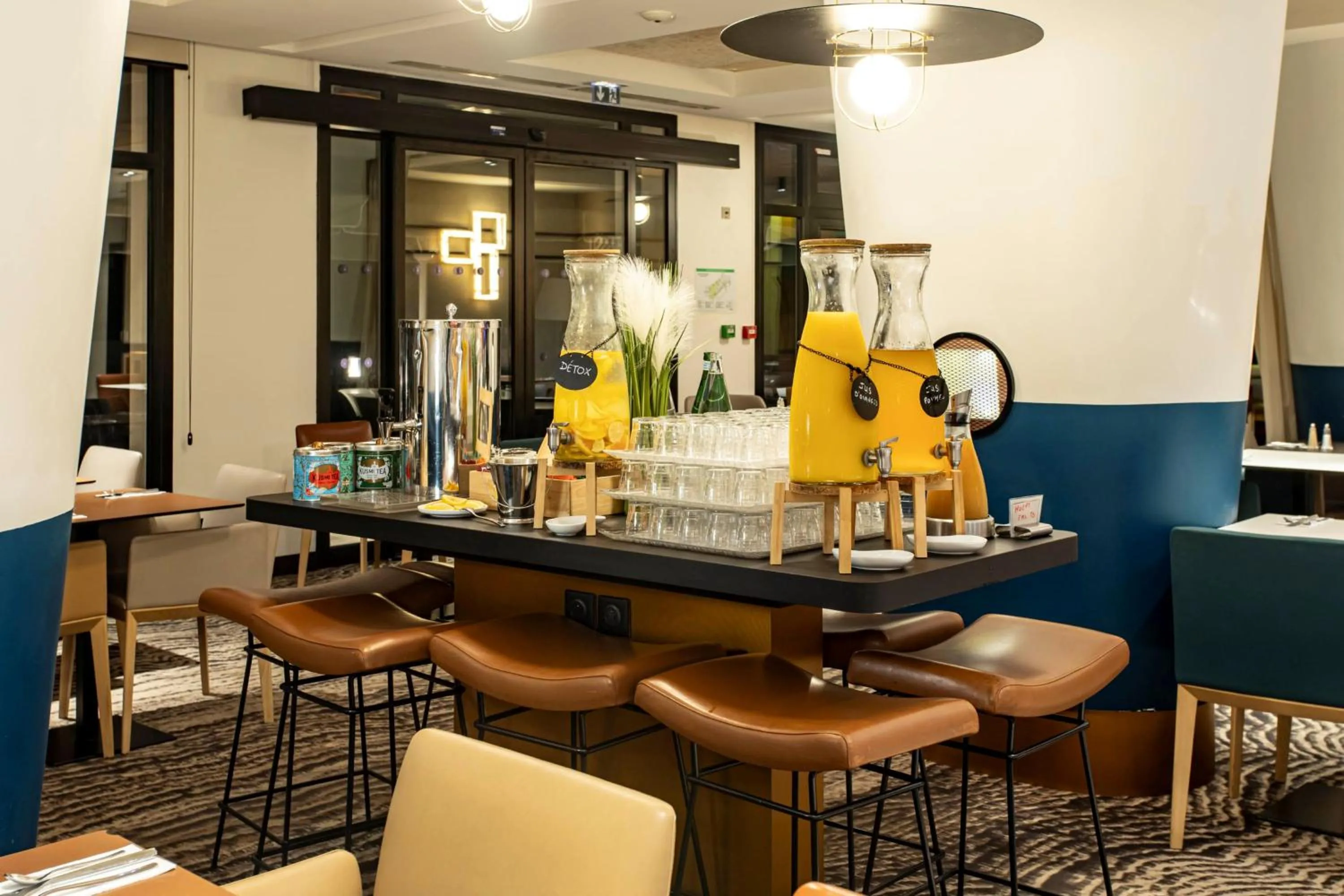 Continental breakfast in Novotel Beaune