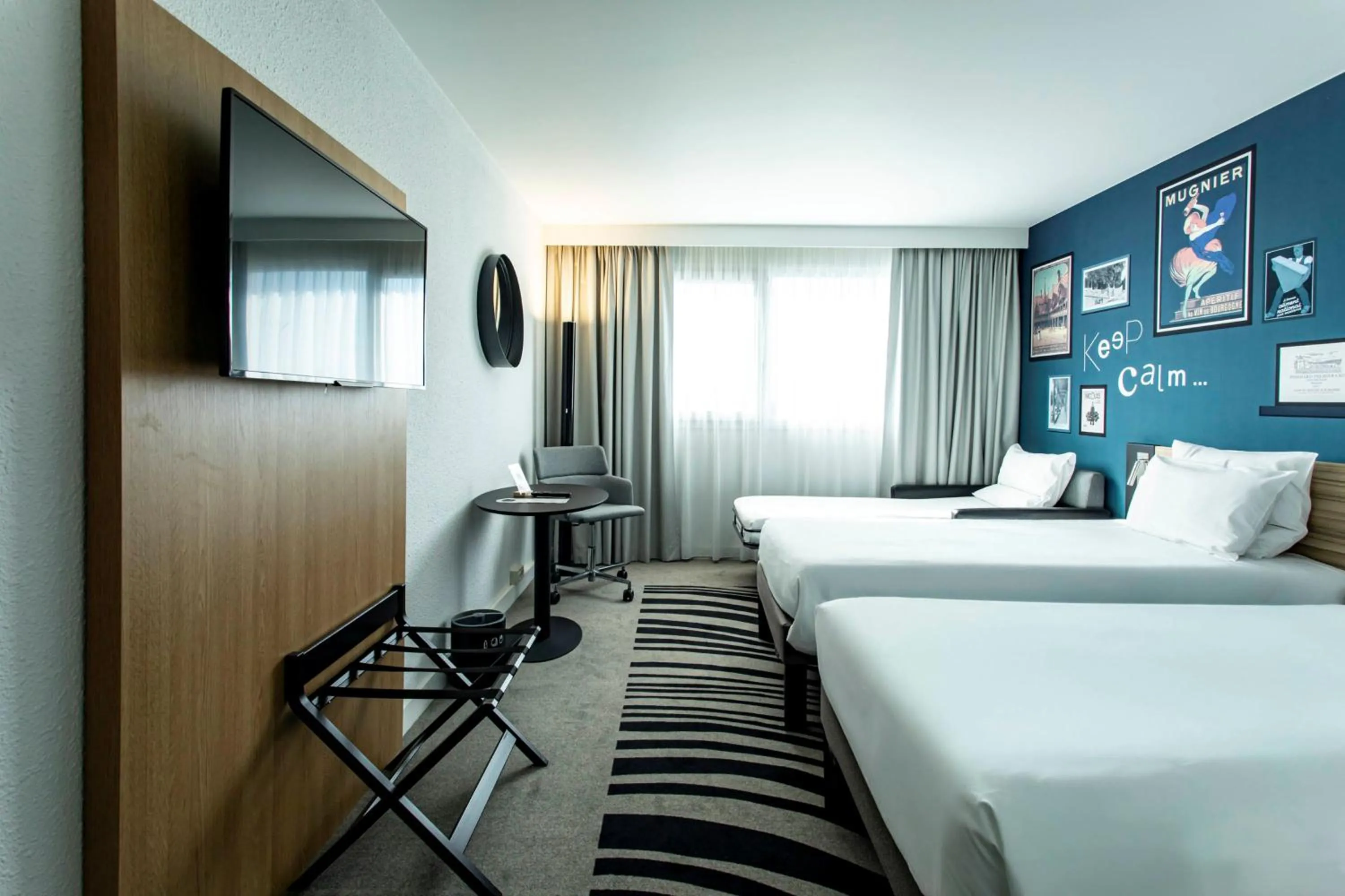 Bed in Novotel Beaune